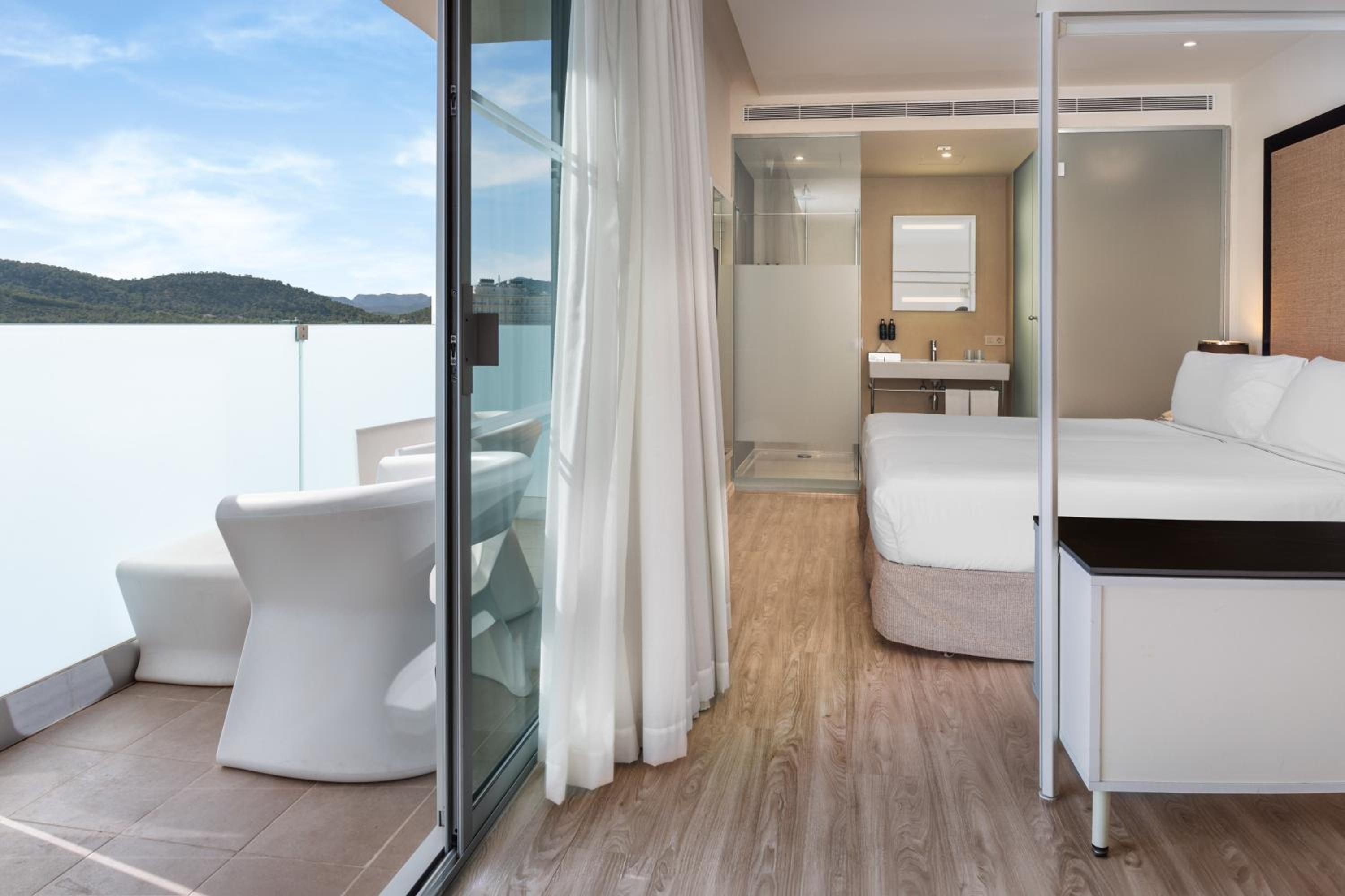 Meliá Room - Photo 11