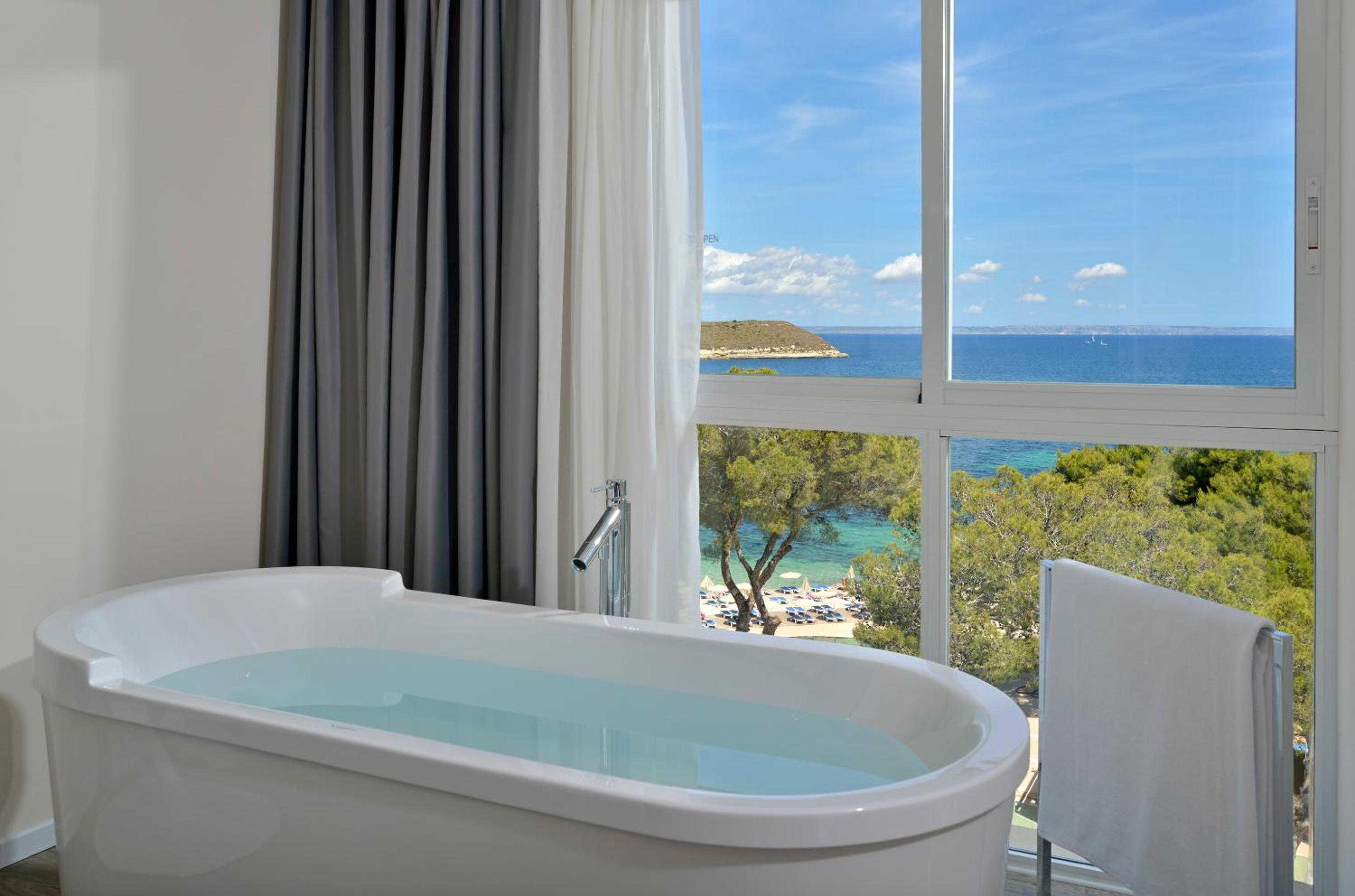 Junior Suite thumbnail 6