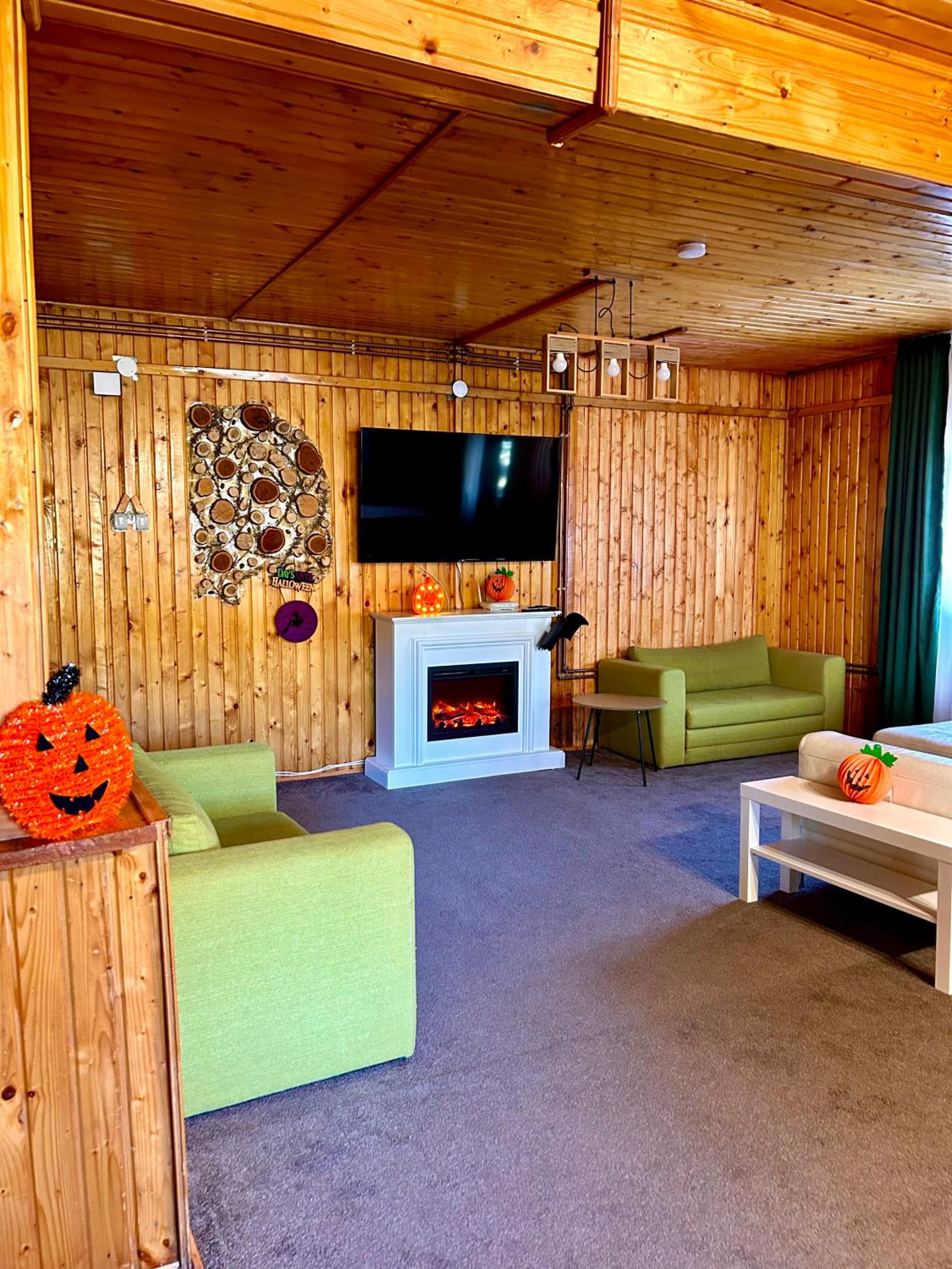 Villa photo 3