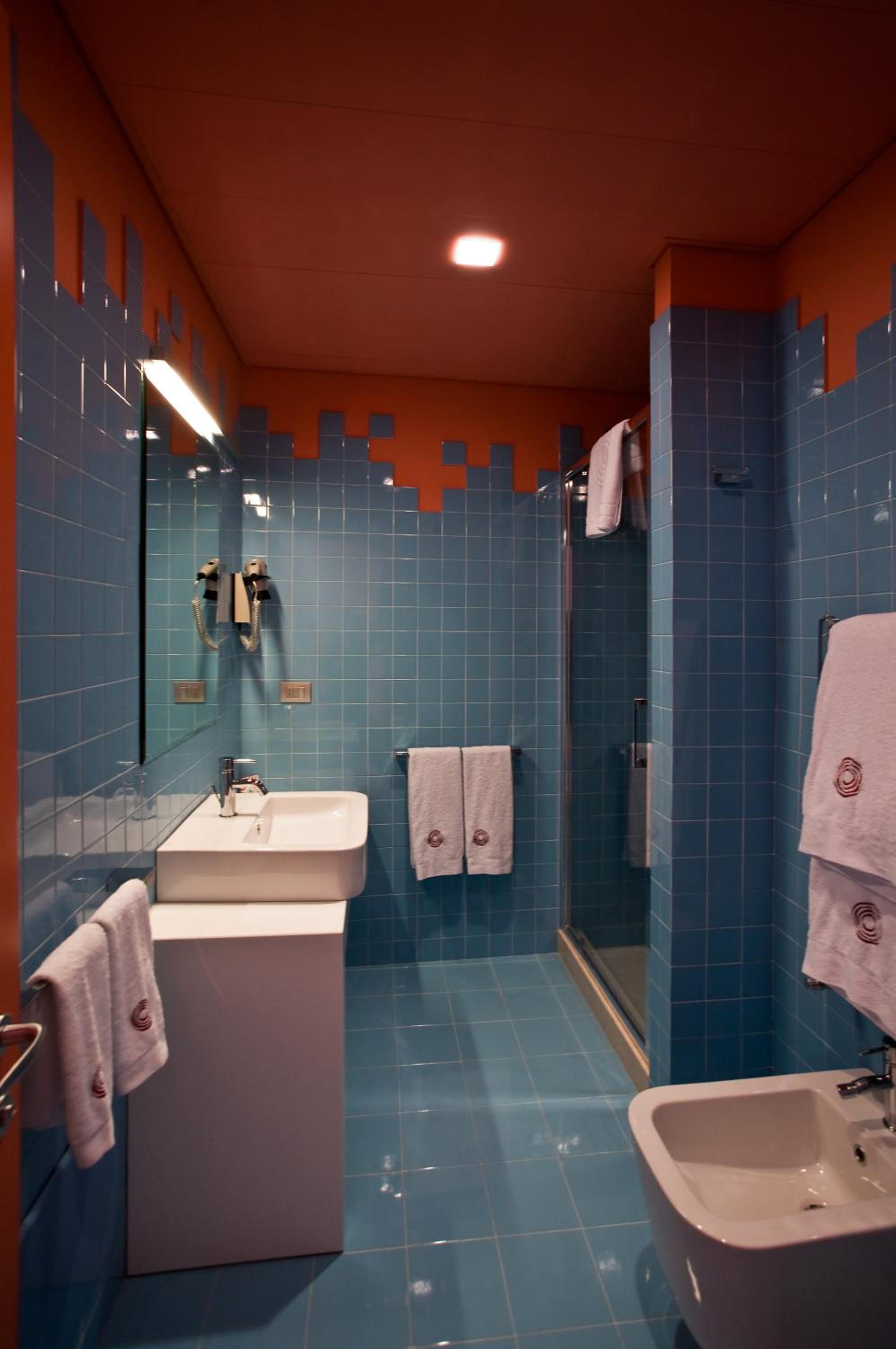Superior Double or Twin Room - Photo 17