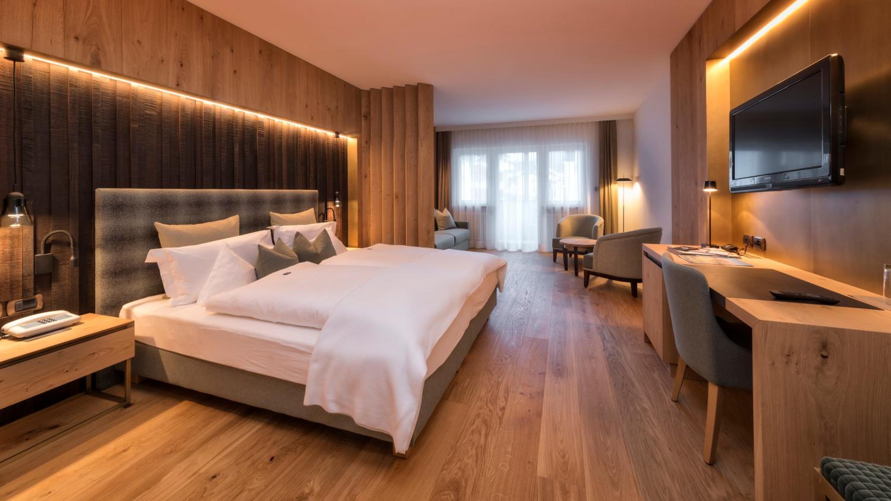 Junior Suite - Photo 1