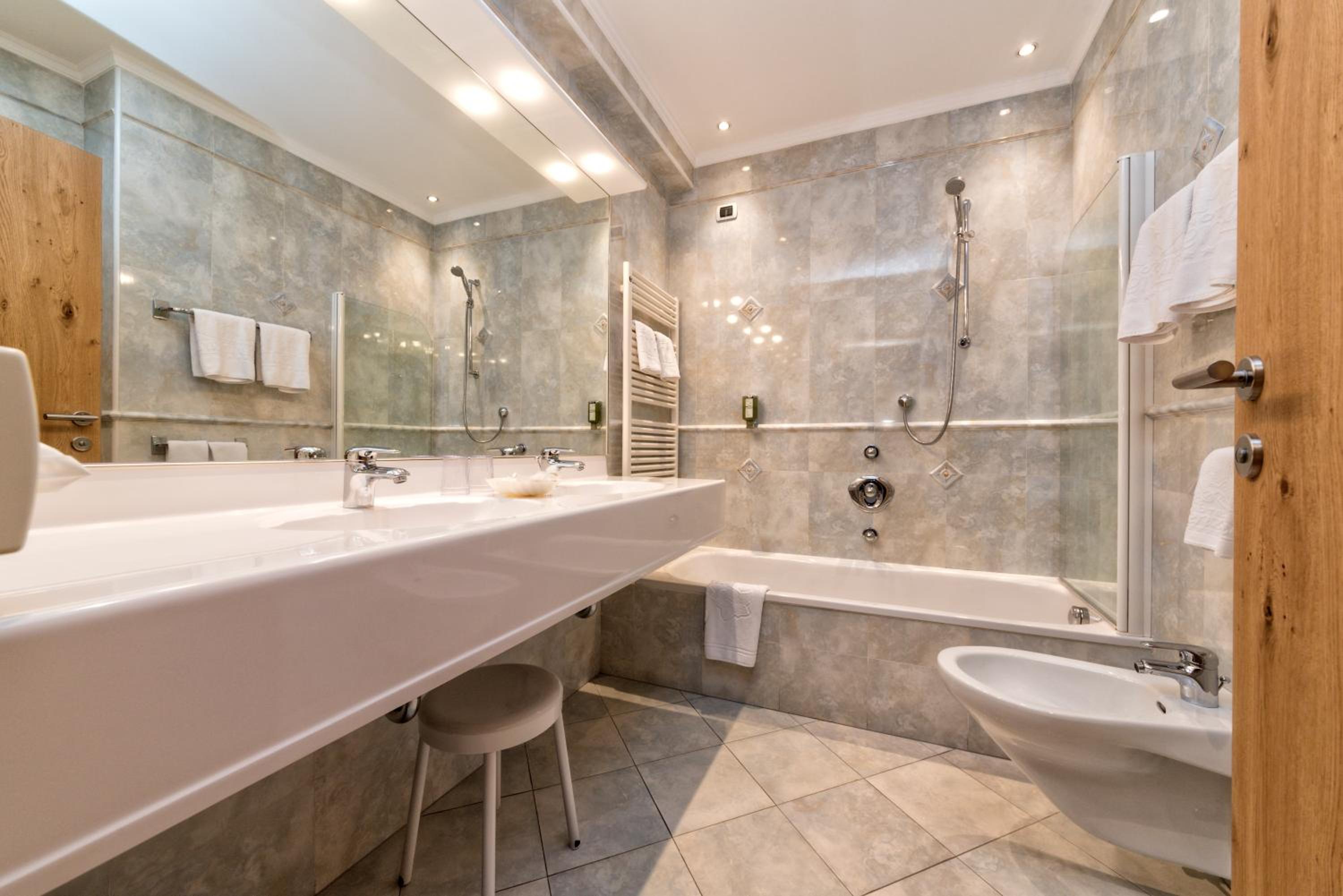 Junior Suite - Photo 5