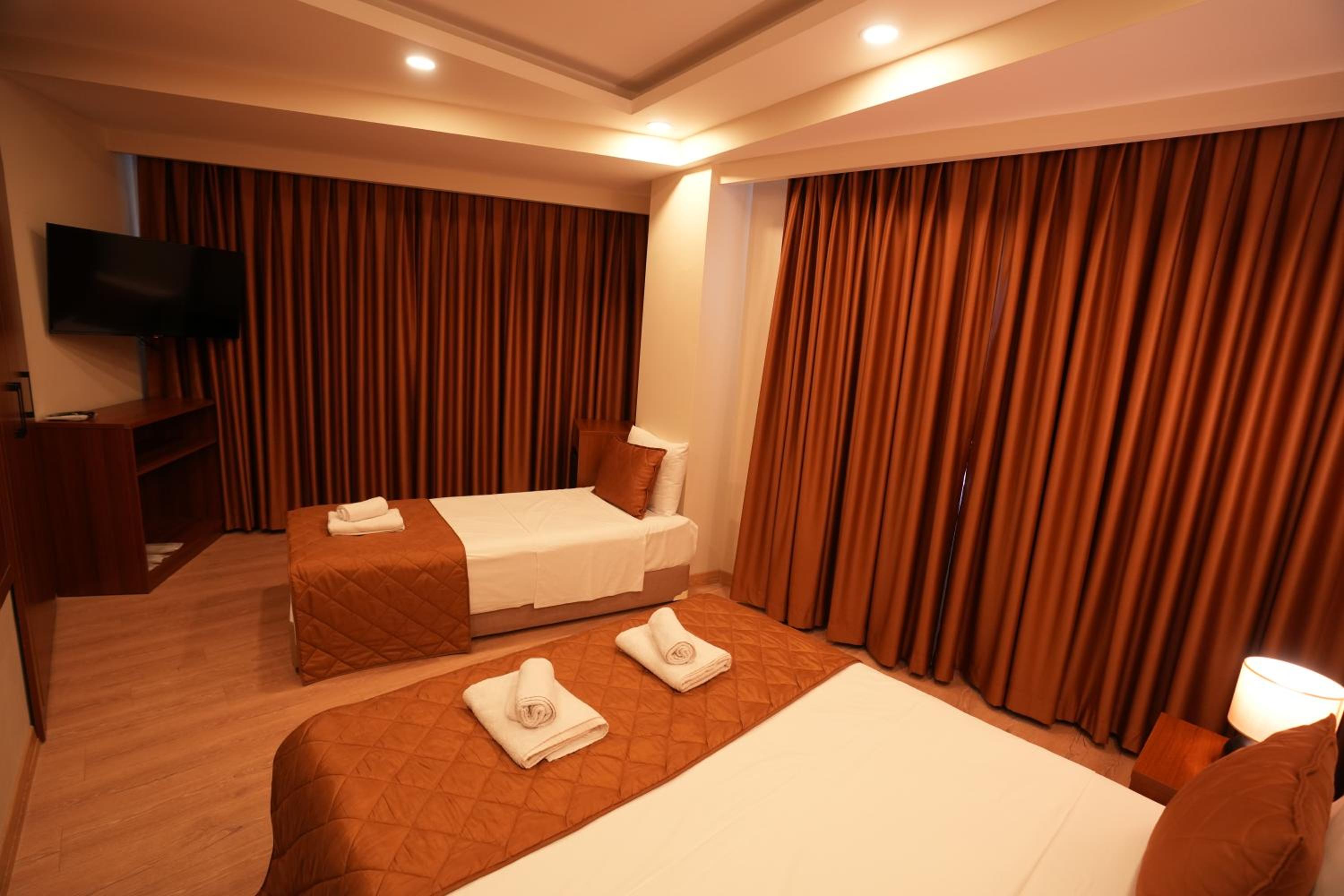 Triple Room photo 2
