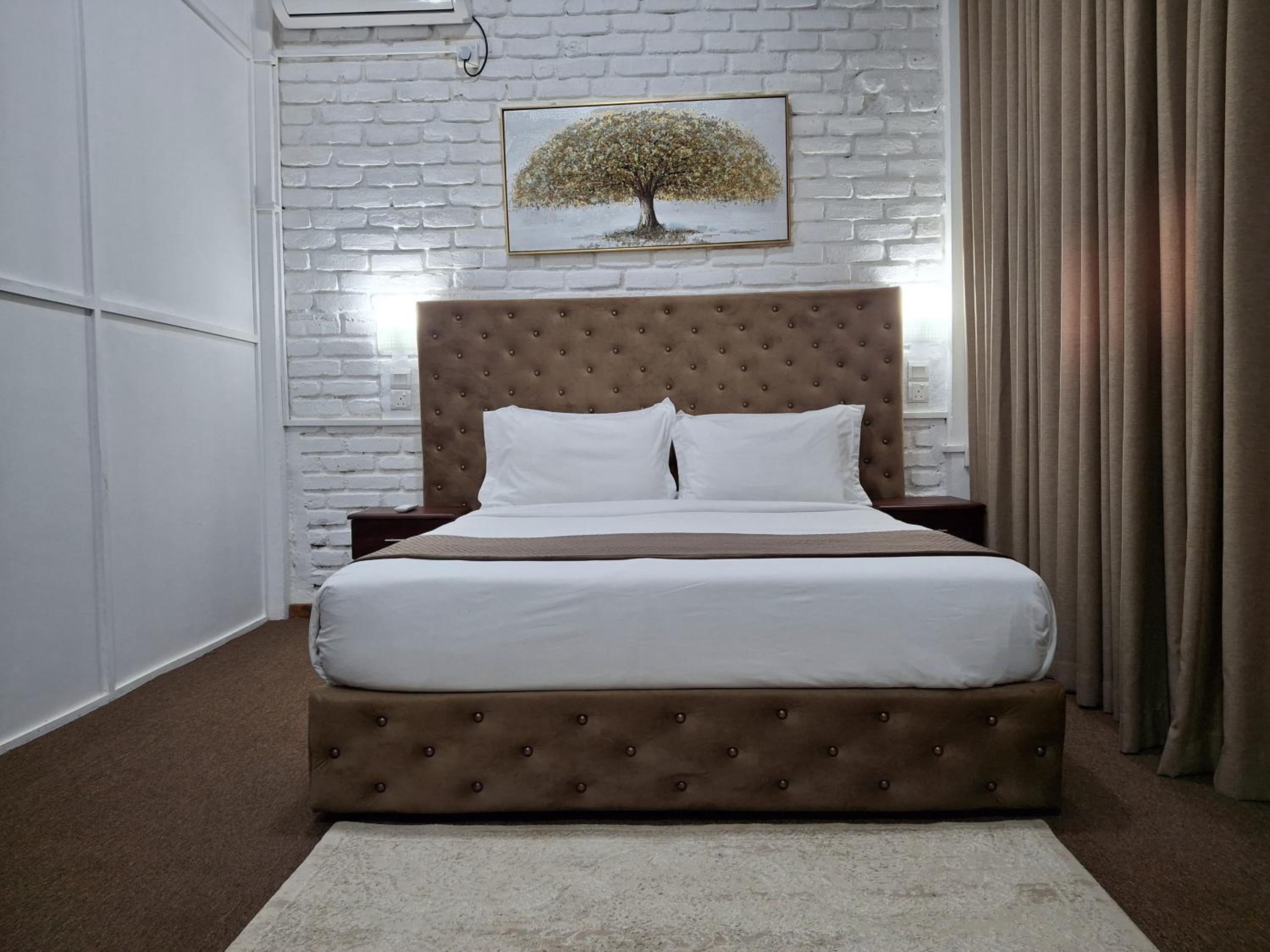 Two-Bedroom Apartment with Balcony photo 1