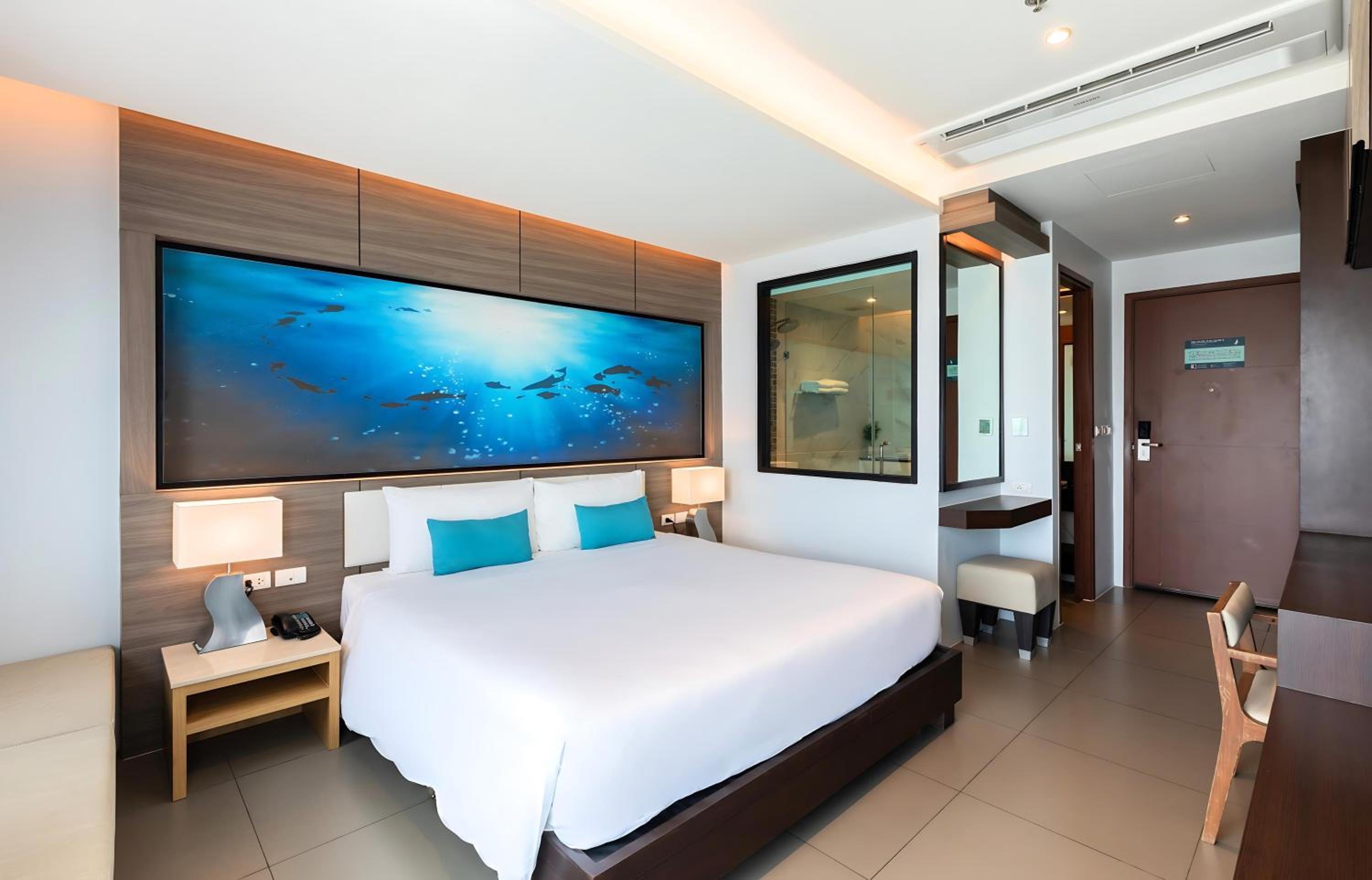 Deluxe Room Special Offer photo 3