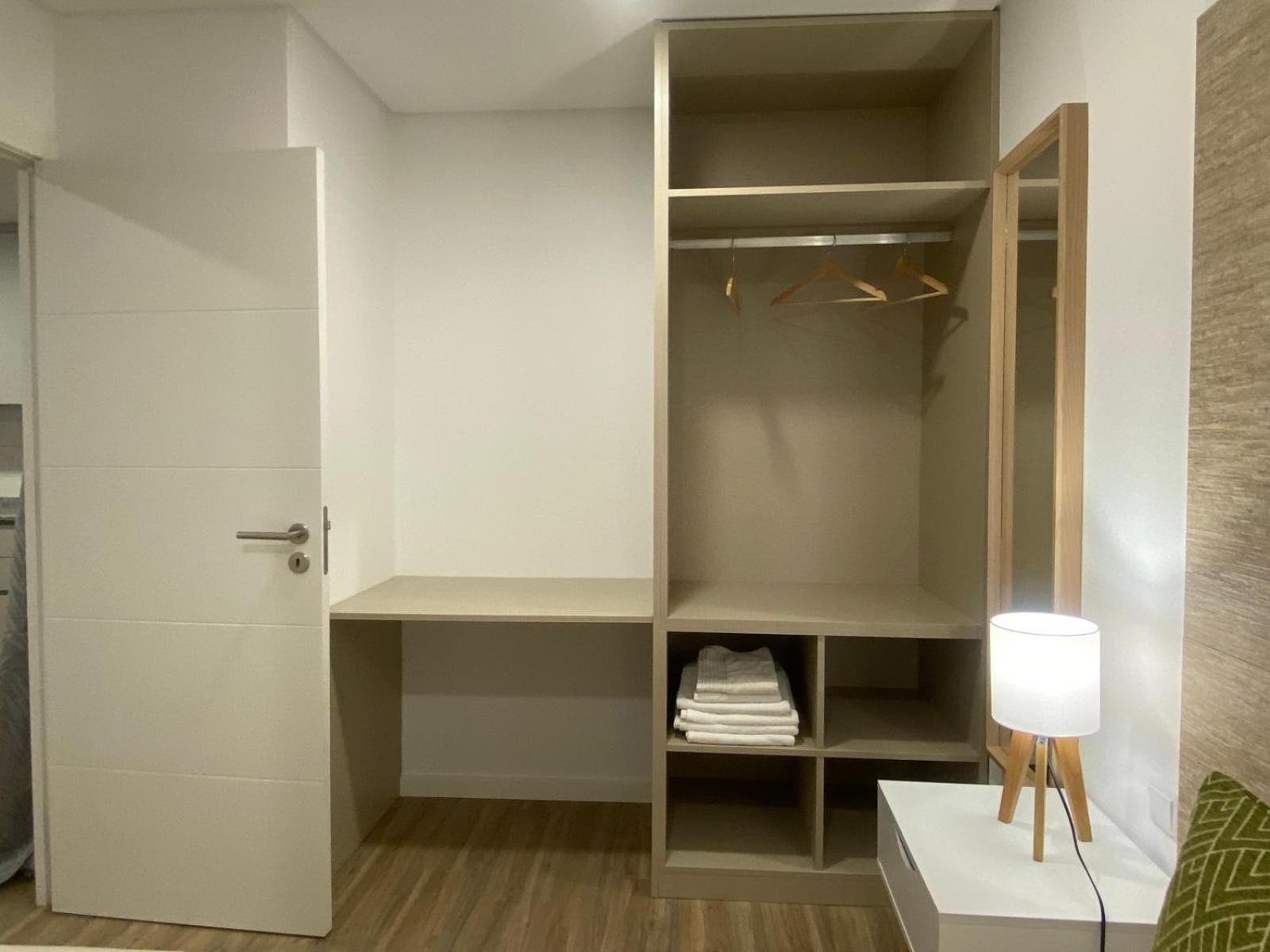 One-Bedroom Deluxe Apartment - Photo 3