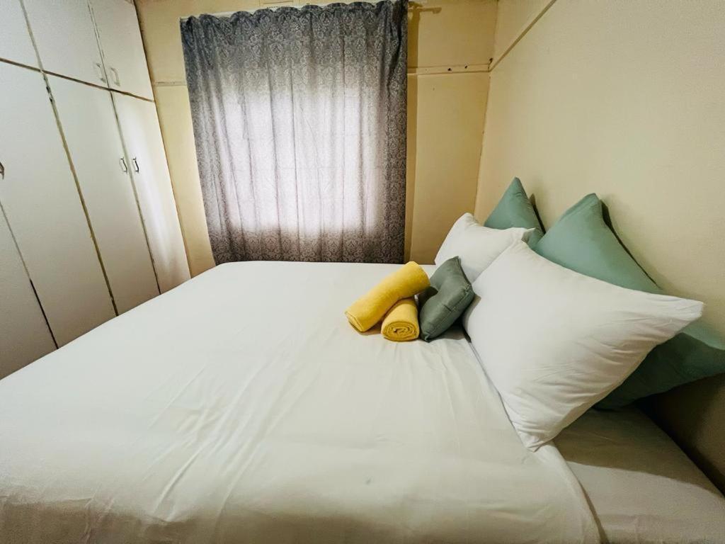 Deluxe Double Room (2 Adults + 1 Child) photo 1