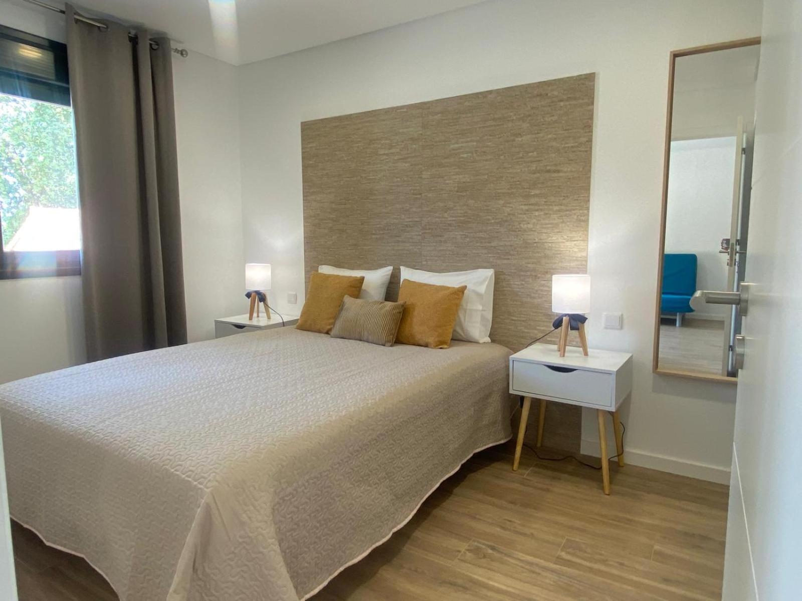 One-Bedroom Apartment - Photo 1