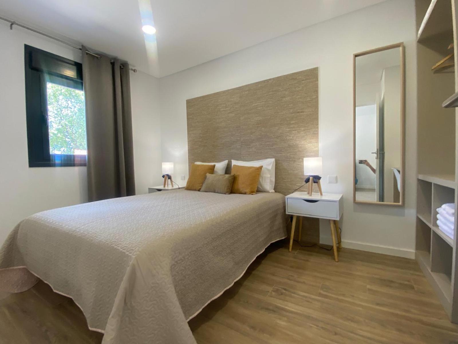 One-Bedroom Apartment with Garden View - Photo 4