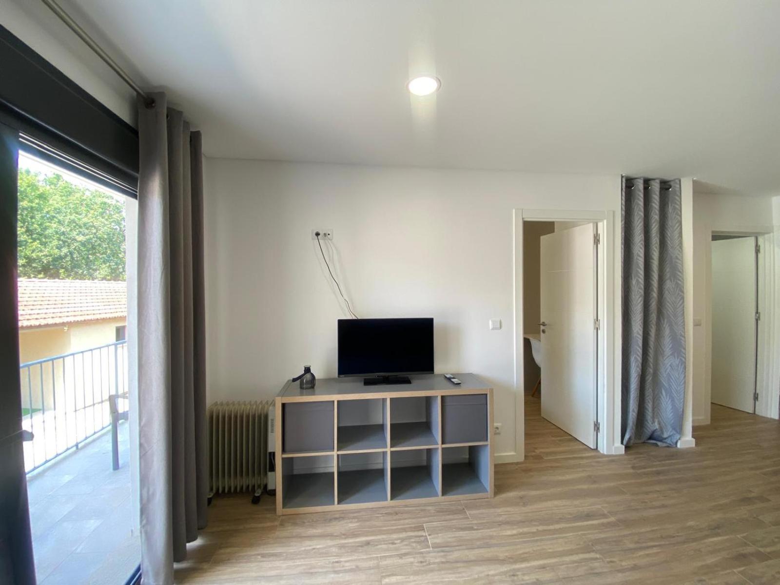 One-Bedroom Apartment with Garden View - Photo 11
