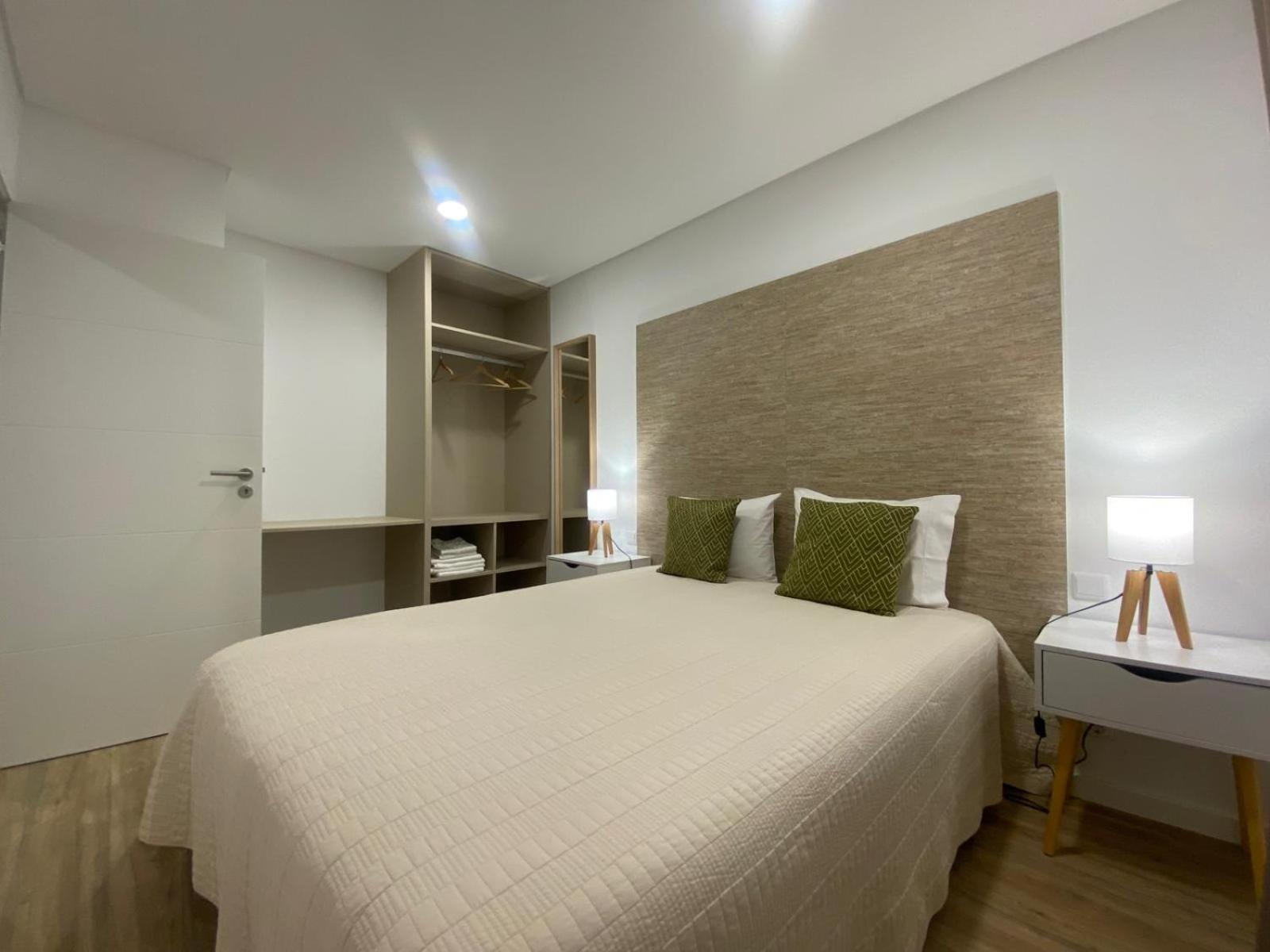 One-Bedroom Apartment - Photo 17