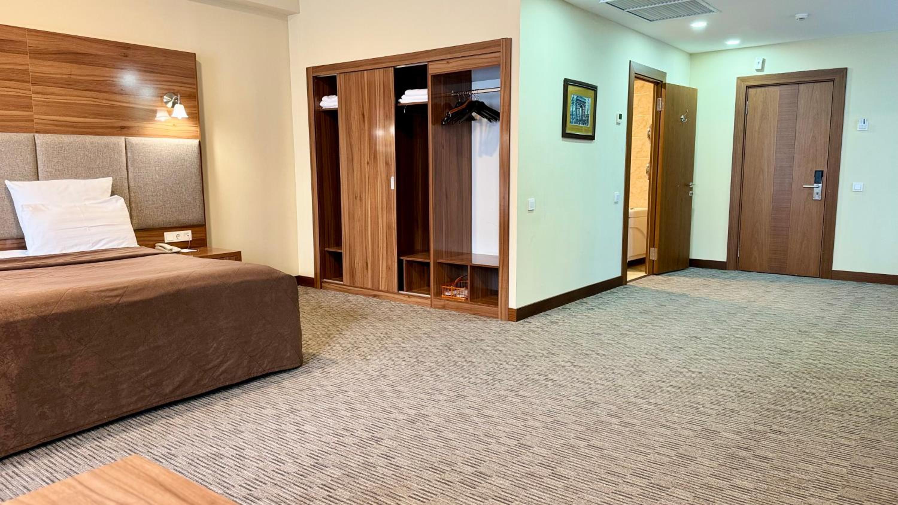 Superior Suite photo 3
