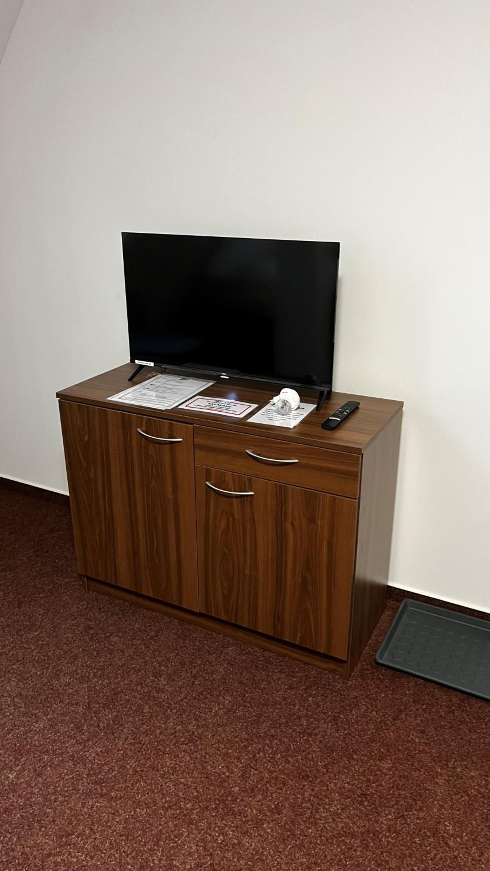 Economy Double Room - Photo 6