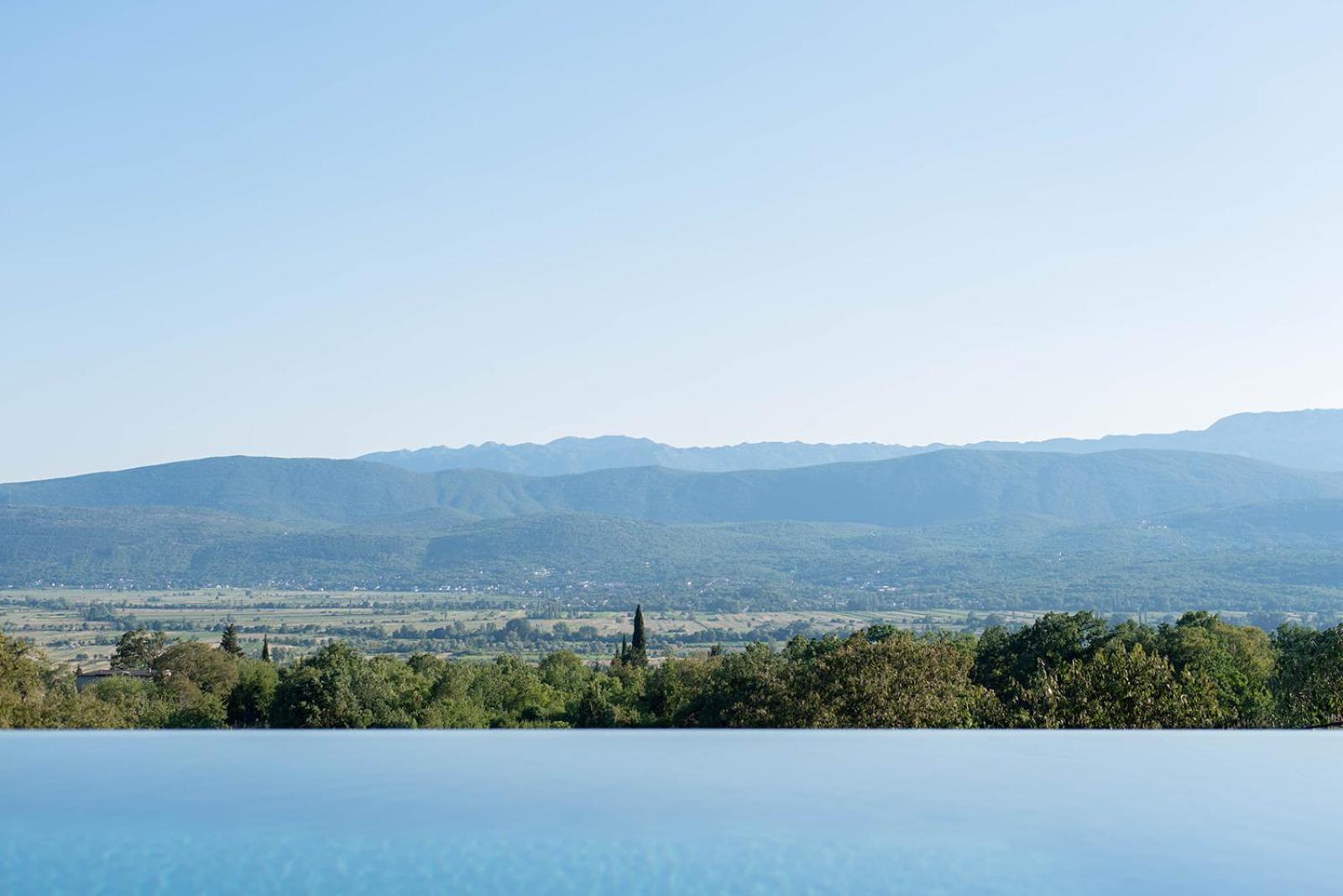 Villa with Private Pool photo 3