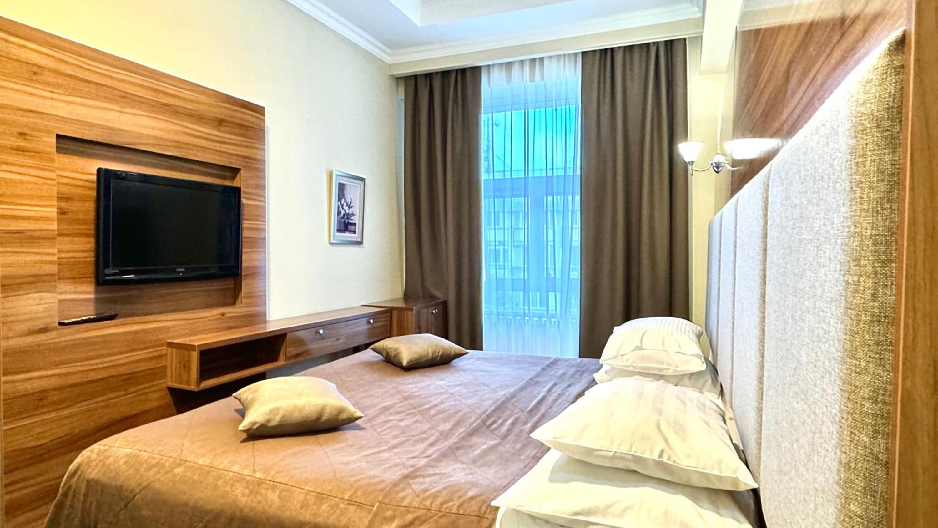 Budget Double Room photo 2