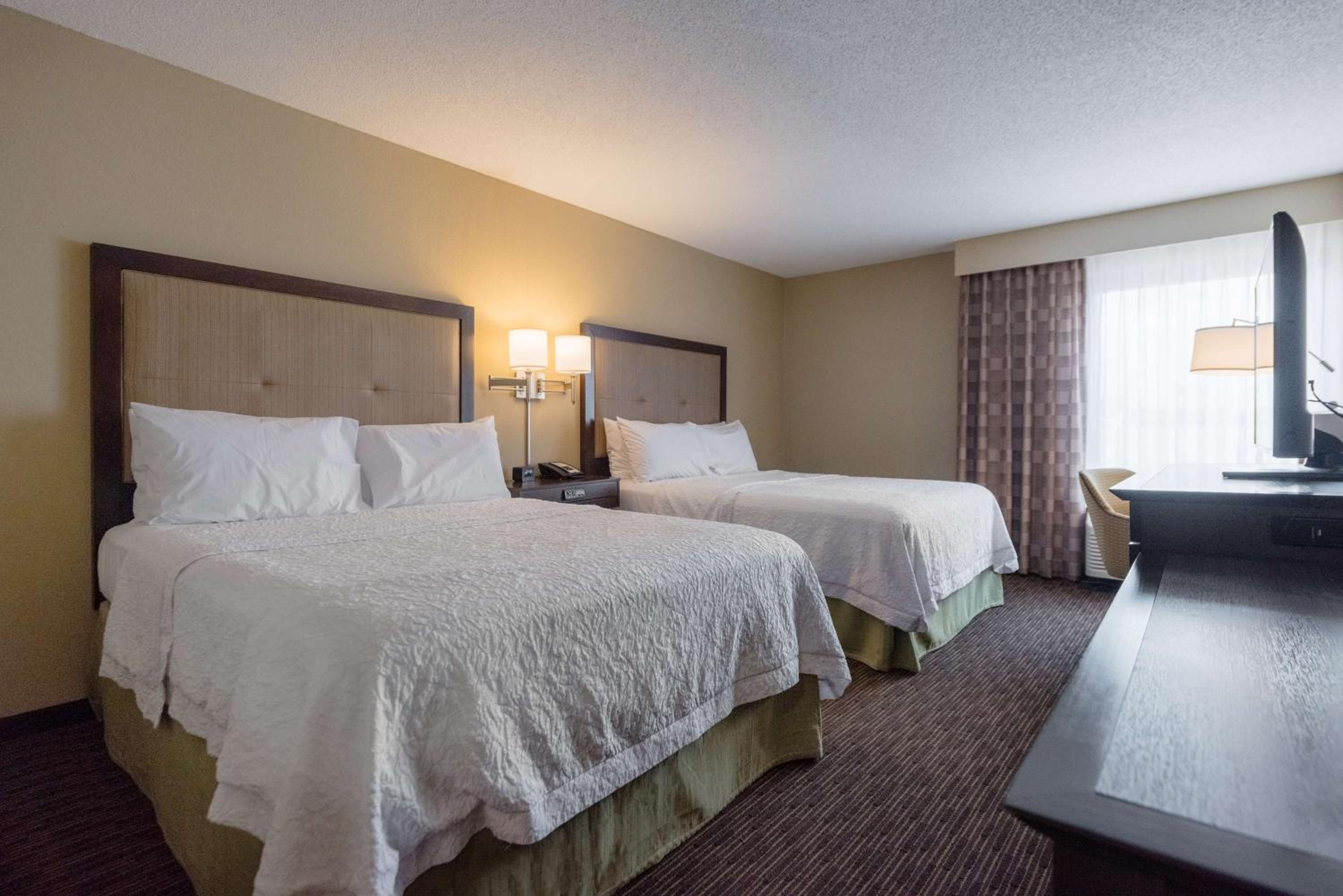 Double Room with Two Double Beds - Non-Smoking - Photo 1