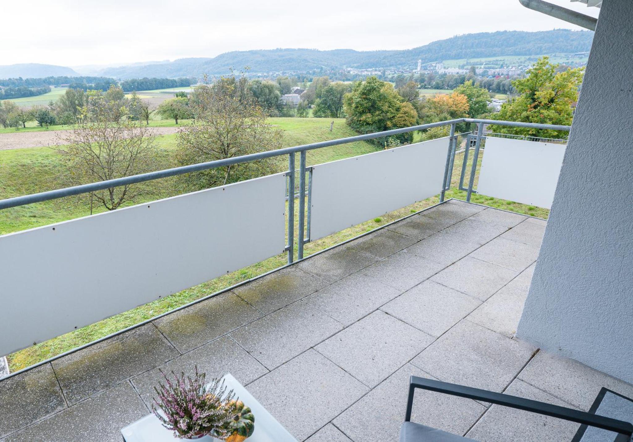 Two-Bedroom Deluxe Apartment with Balcony photo 3