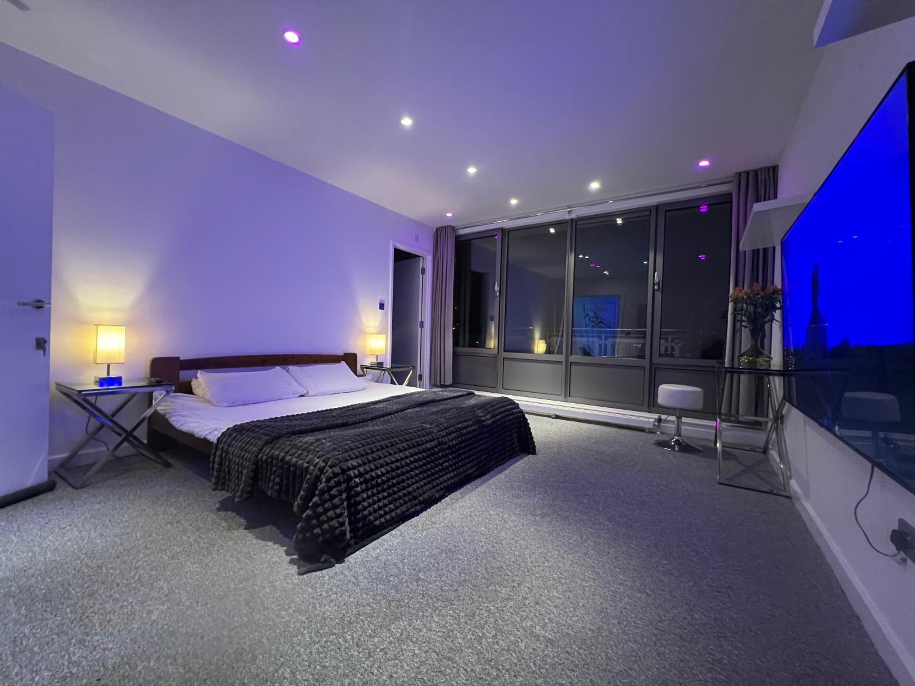 Deluxe Double Room with Bath photo 1