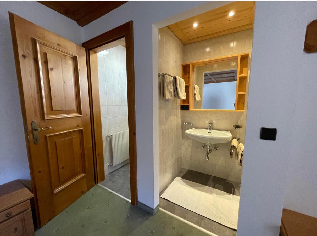 Triple Room with Shower photo 2