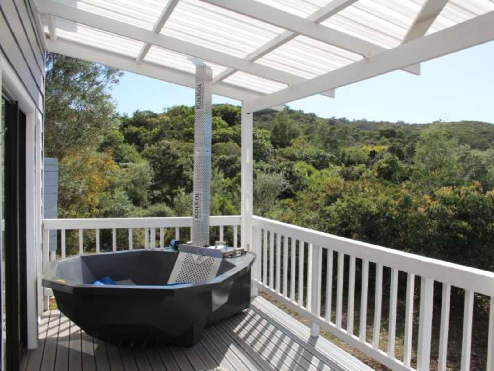 Deluxe Double Room with Balcony photo 2