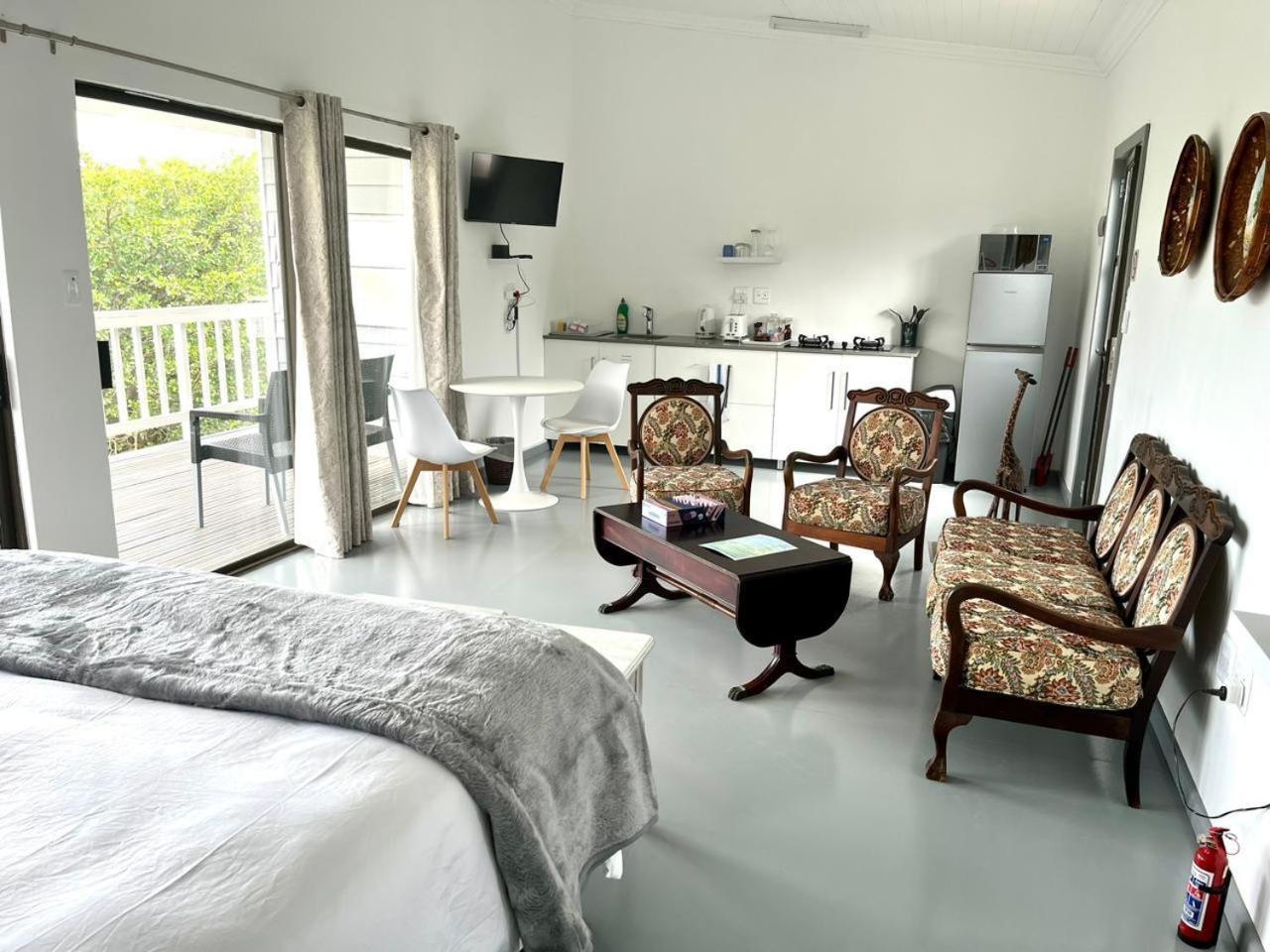 Bungalow with Garden View photo 1