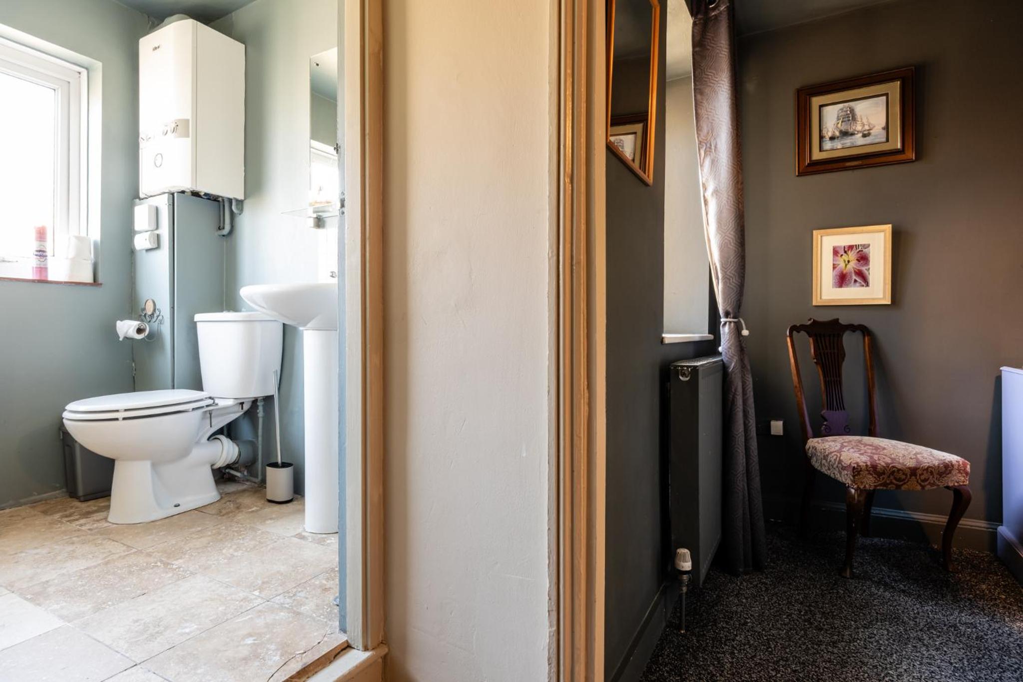 Three-Bedroom House photo 2