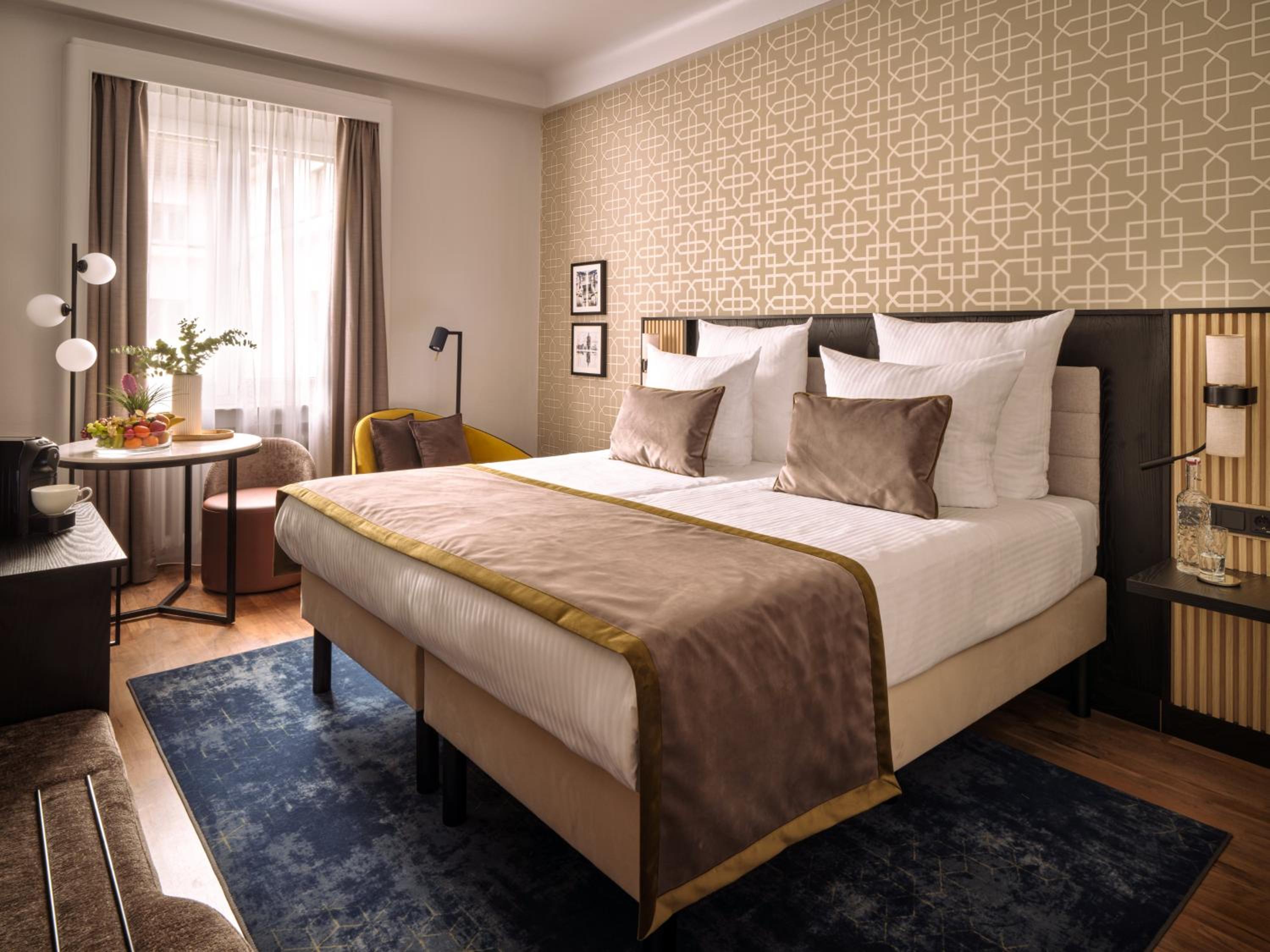 Executive Twin Room - Photo 1