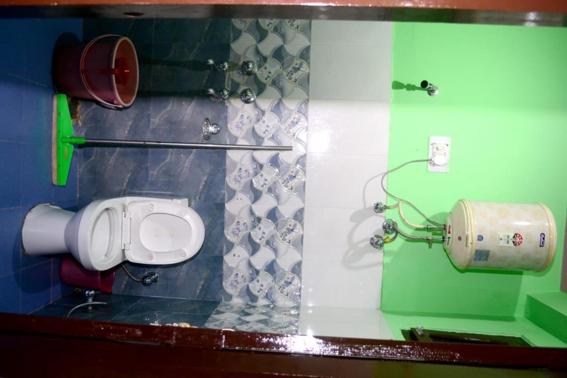 Budget Double Room photo 3