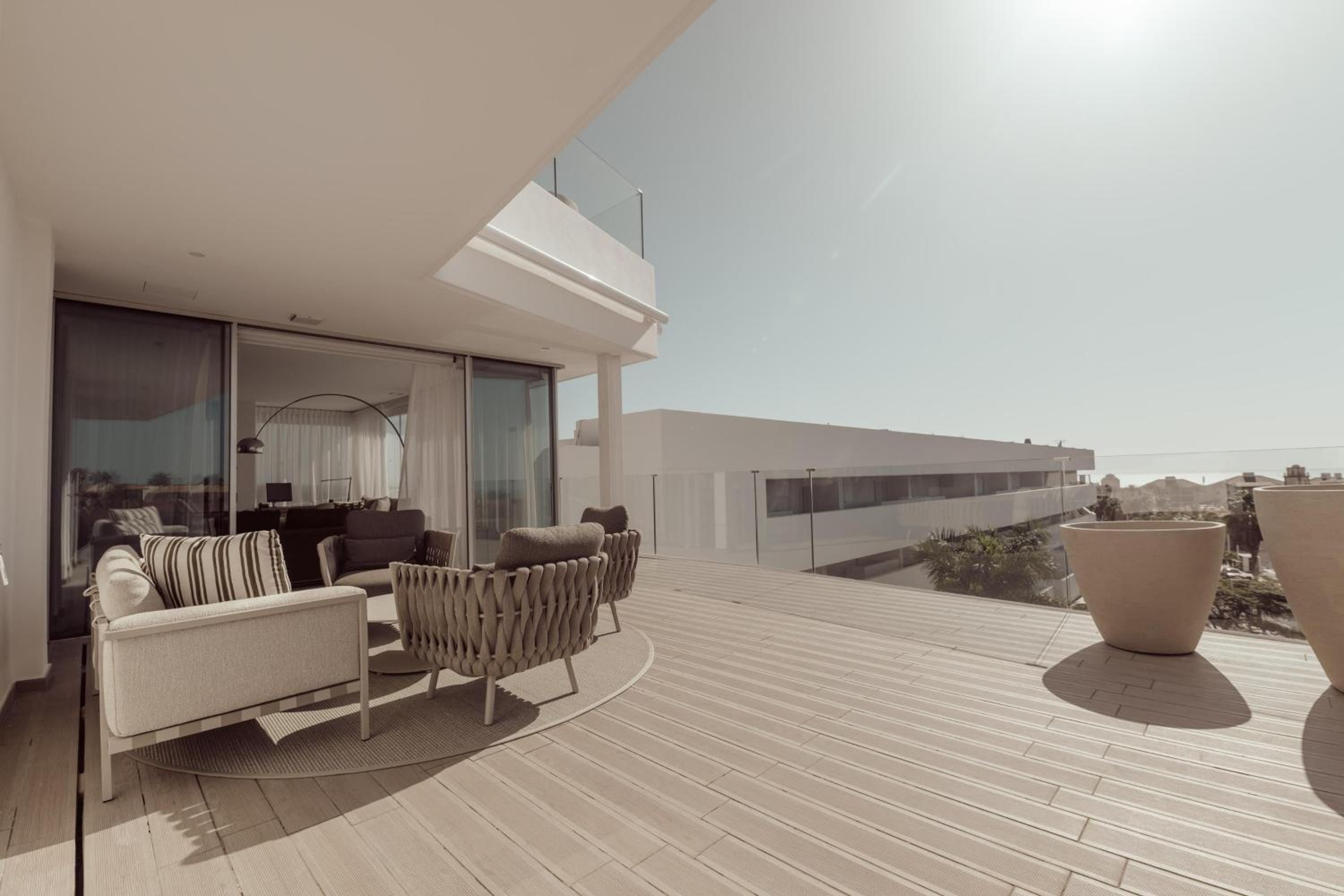 Infinity Indulgence 3 bedroom  penthouse with private pool, hot tub and sea view thumbnail 6