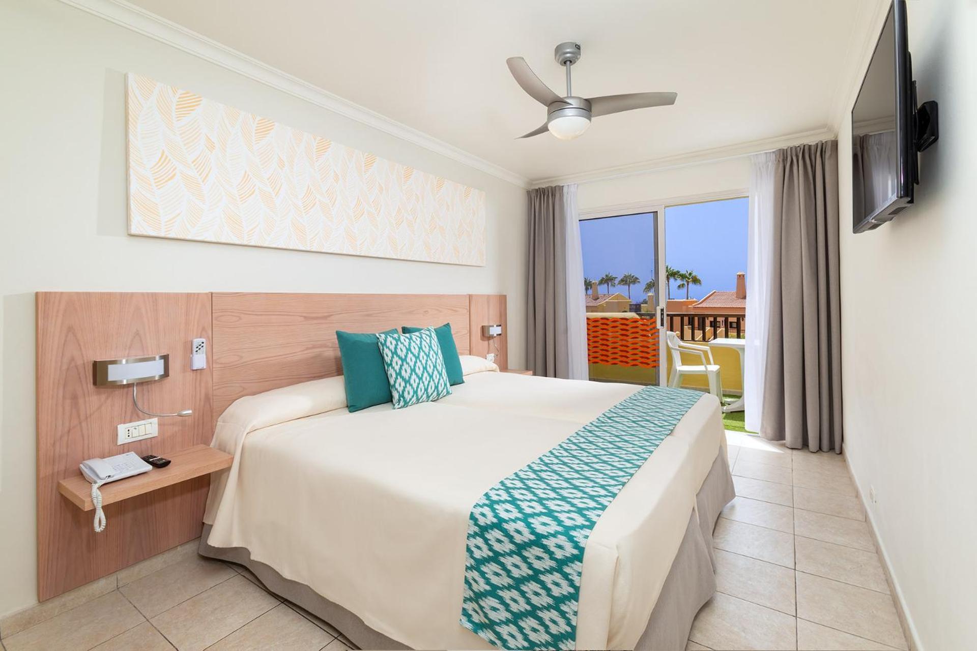Habitación Doble Superior Premium (2 adultos + 1 niño)