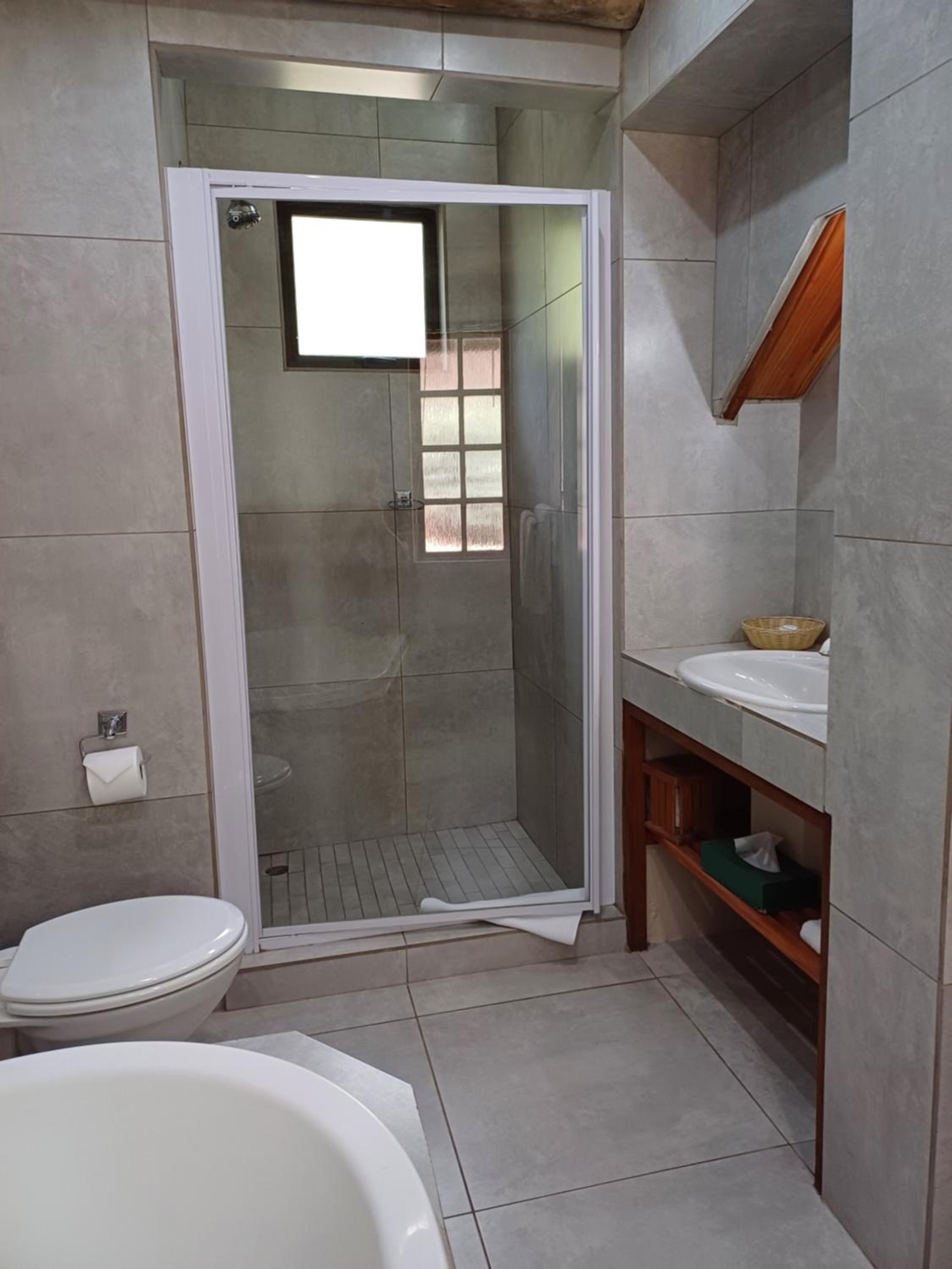 Standard Cabin - Photo 10