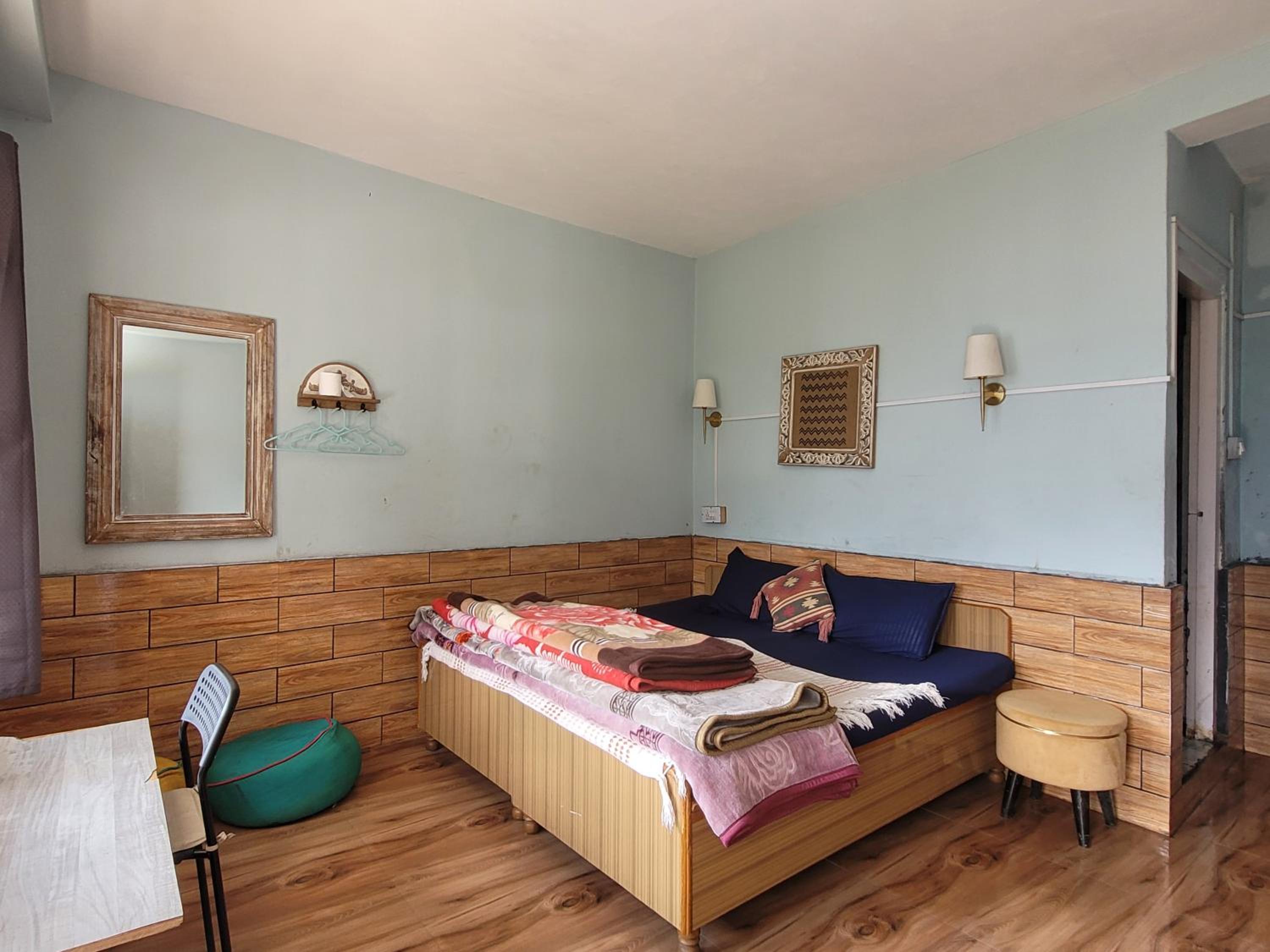 Budget Double Room photo 2
