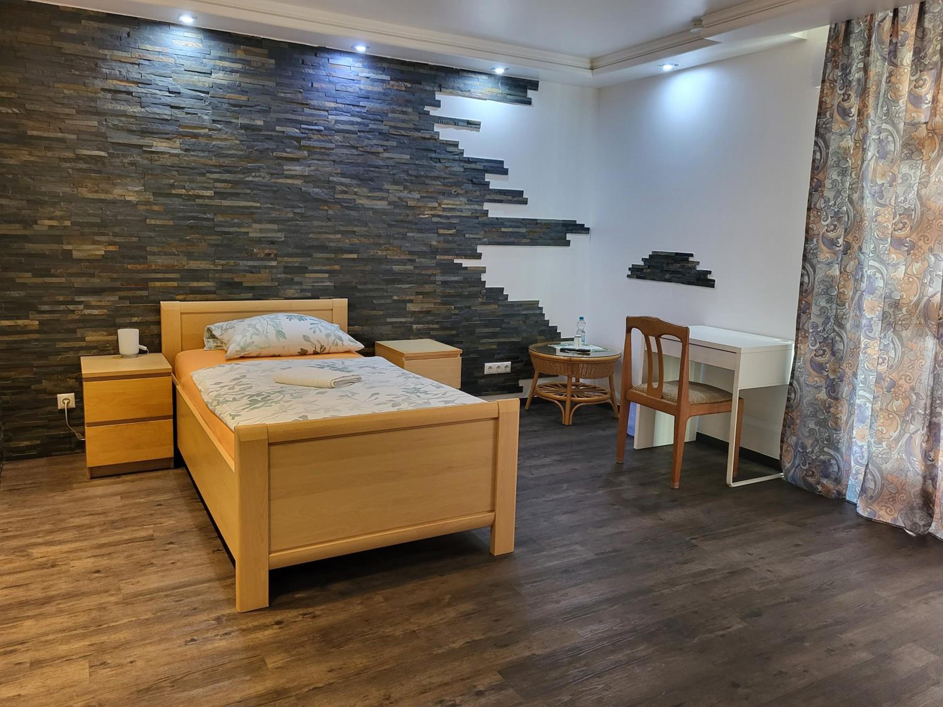 Single Room - Disability Access