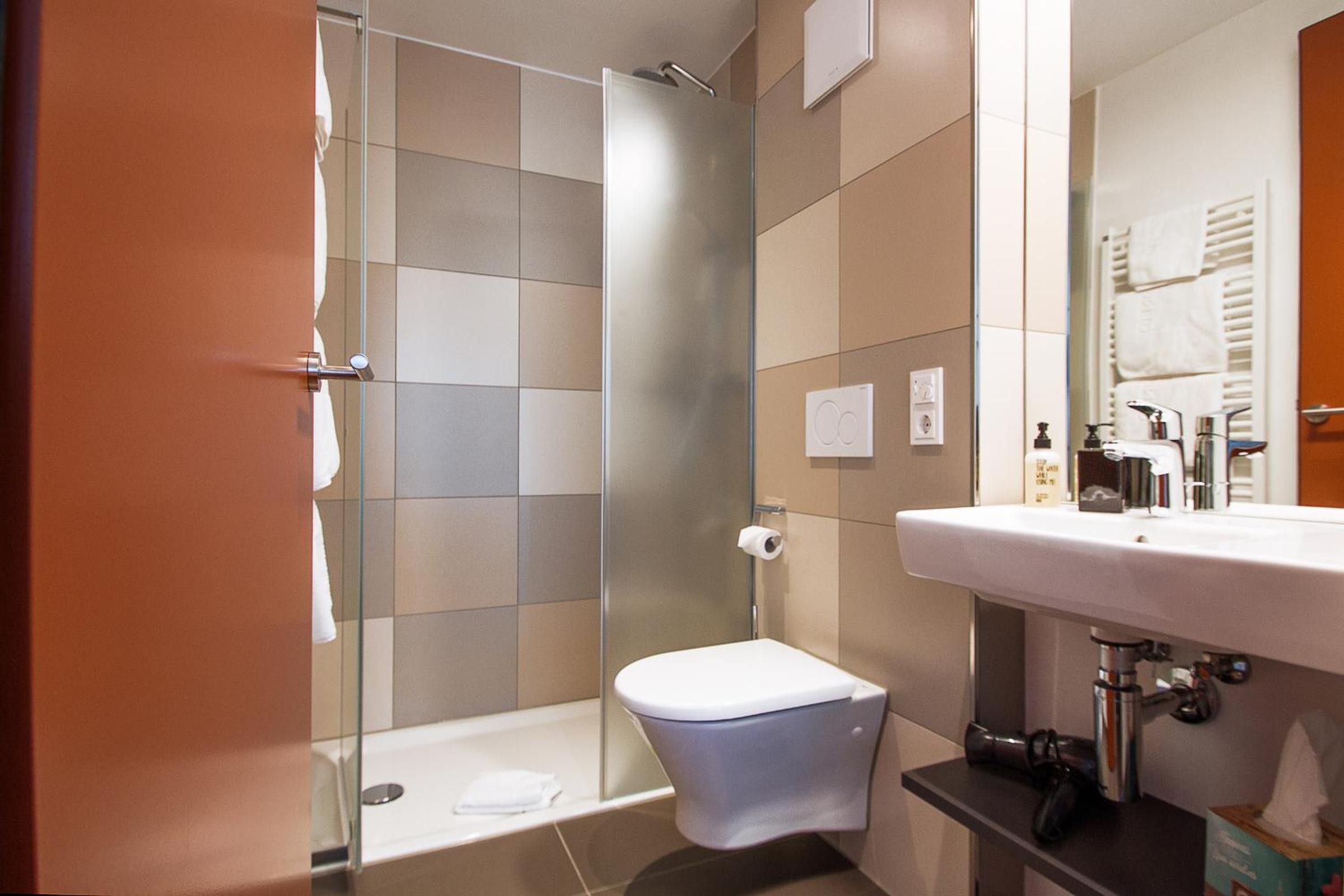 Double Room - Photo 3