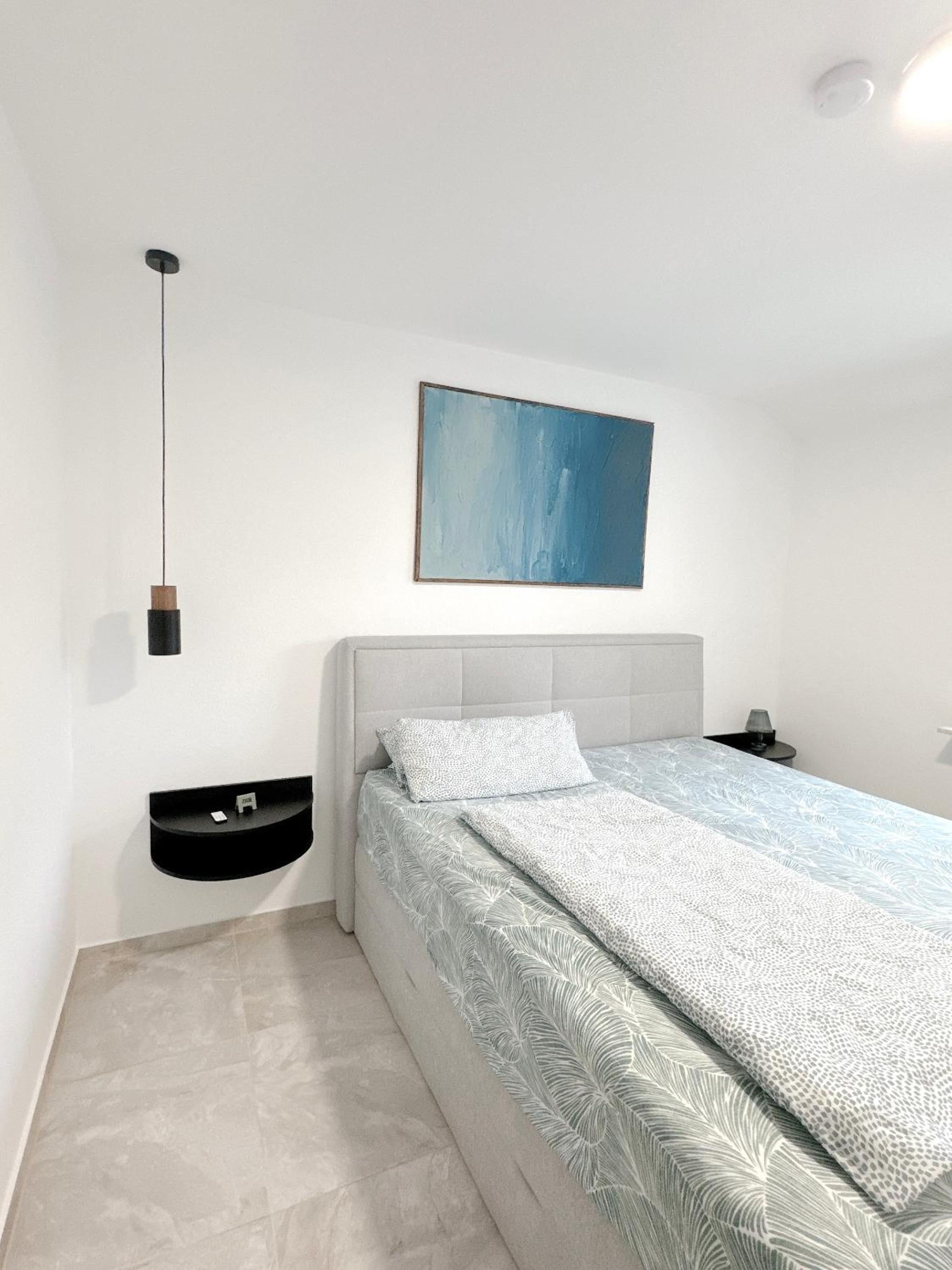 Two-Bedroom House photo 3