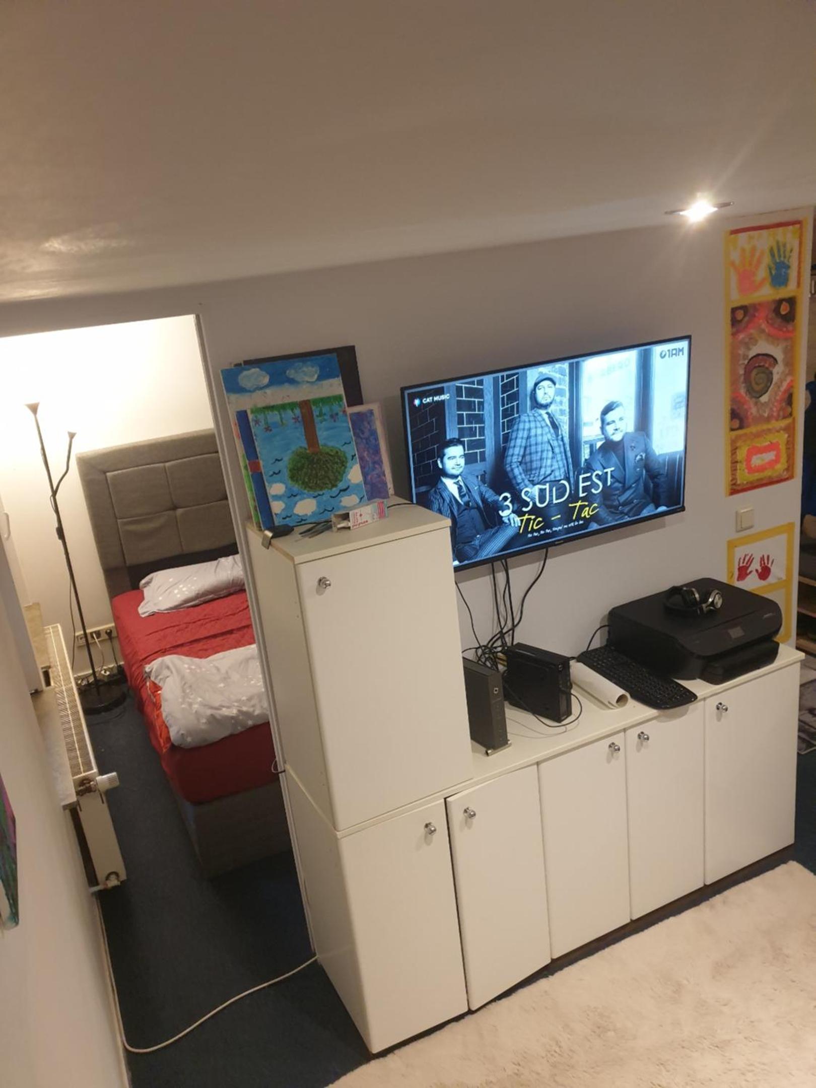 One-Bedroom Apartment photo 2