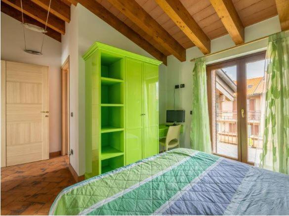 Deluxe Double Room with Balcony photo 3
