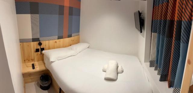 Lower Ground Economy Double Bed