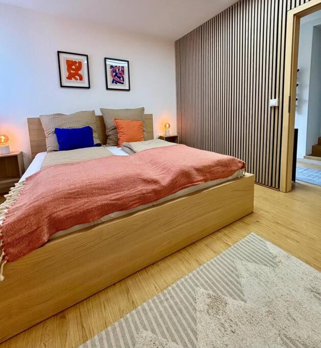 Three-Bedroom Vacation Home  photo 2