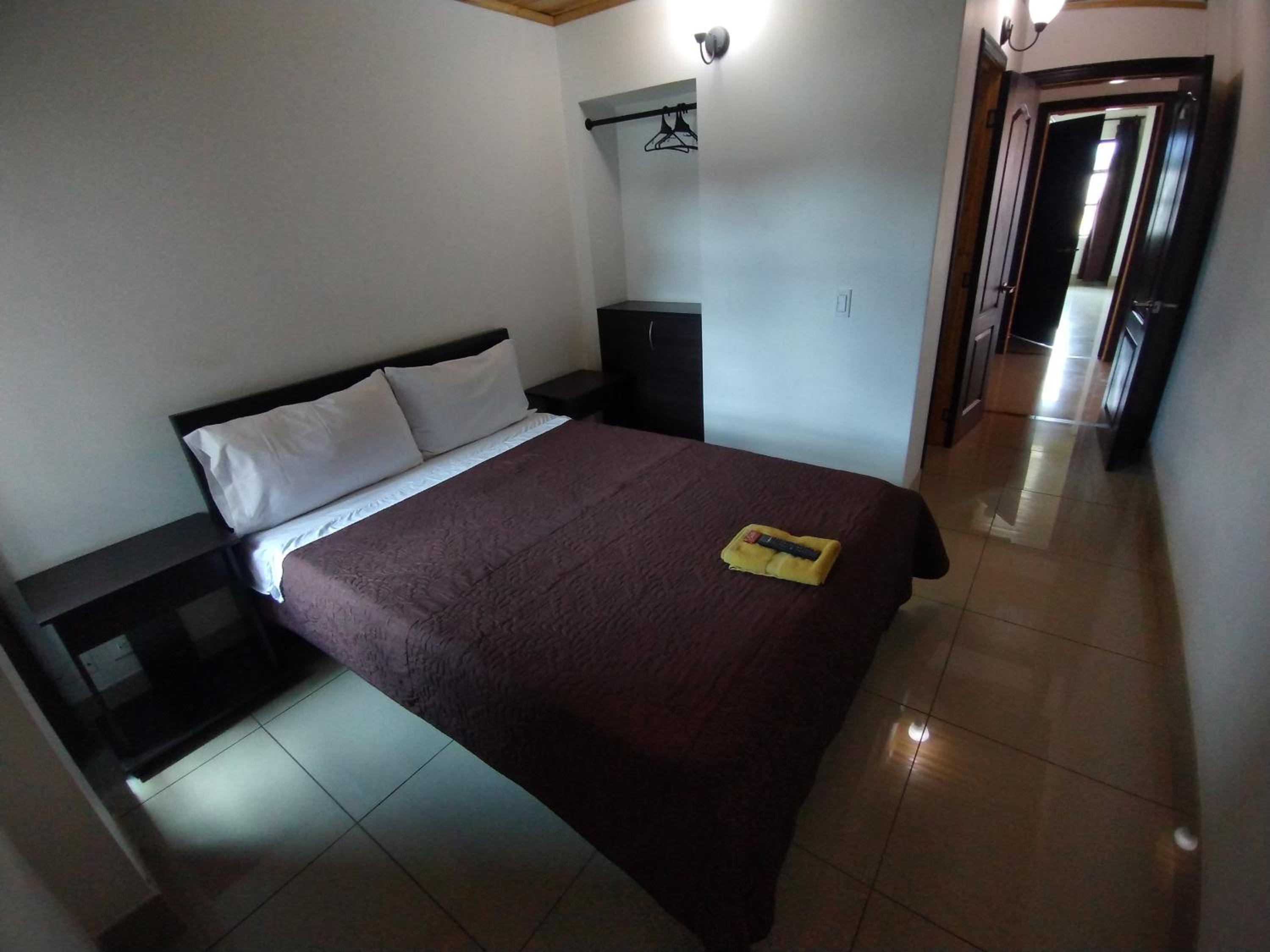 Double Room With Private Bathroom photo 1