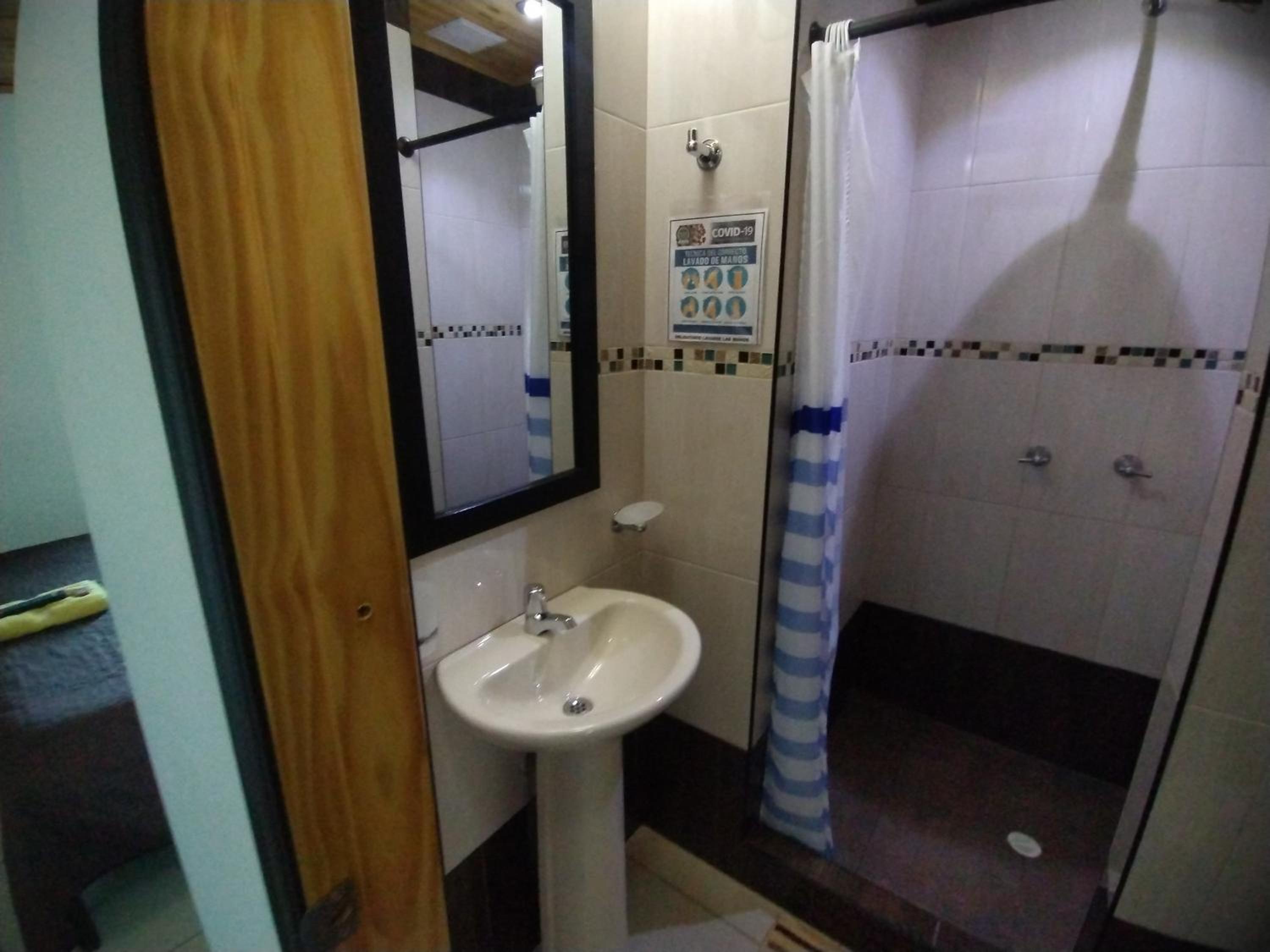 Double Room With Private Bathroom photo 2
