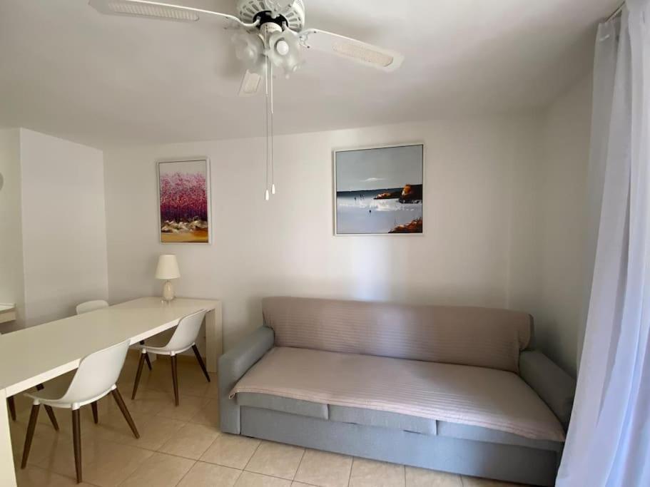 One-Bedroom Apartment with Ocean View