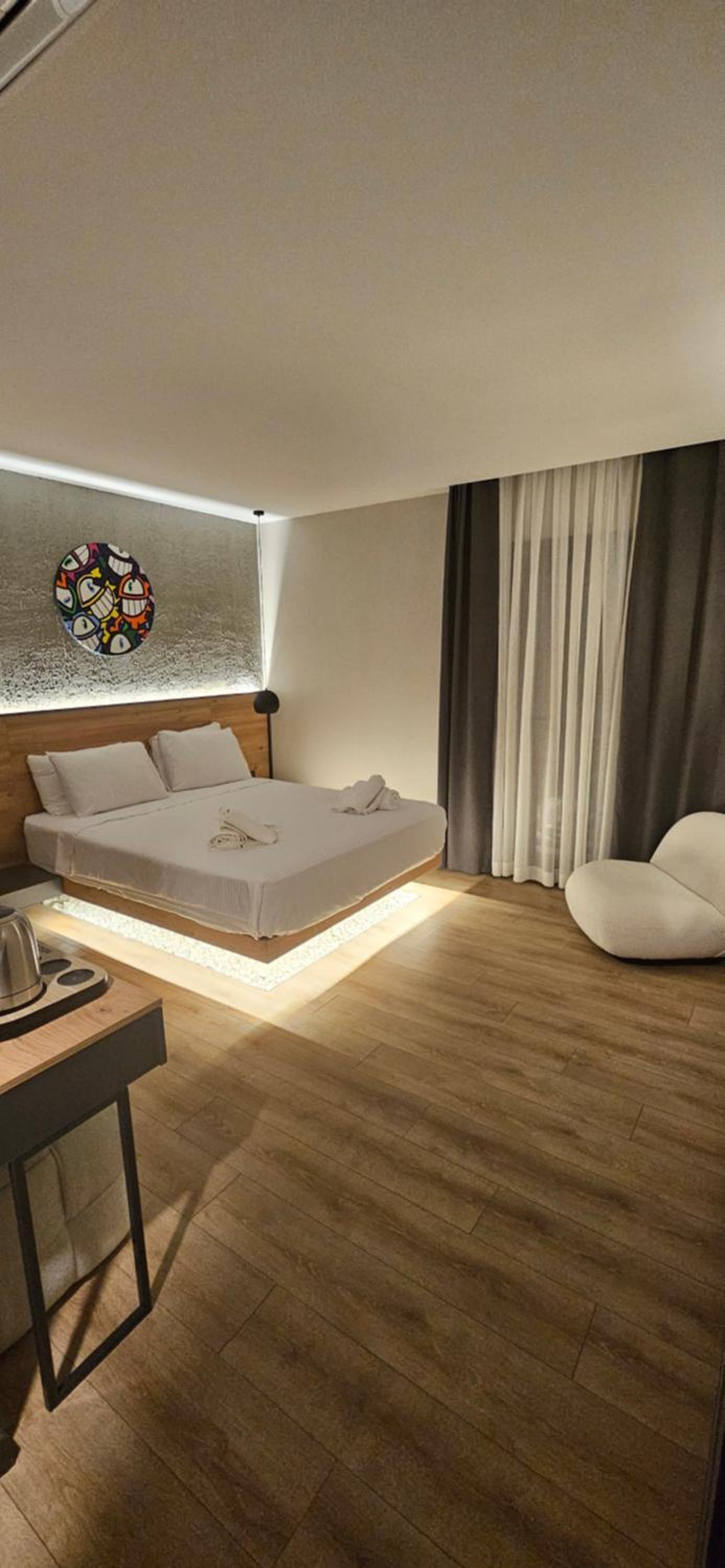 Deluxe Double Room with Balcony photo 1