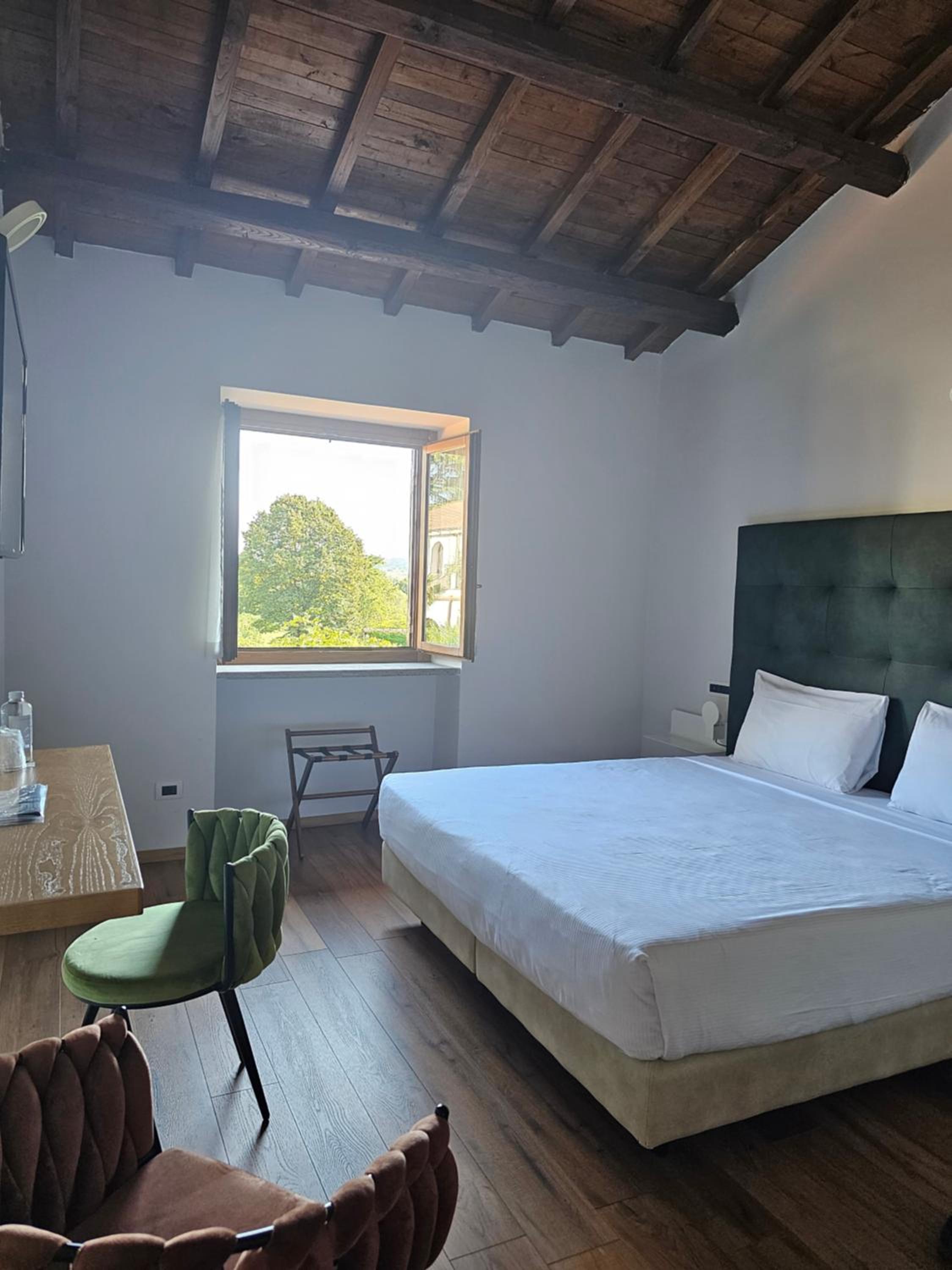 Classic Double or Twin Room - Photo 3