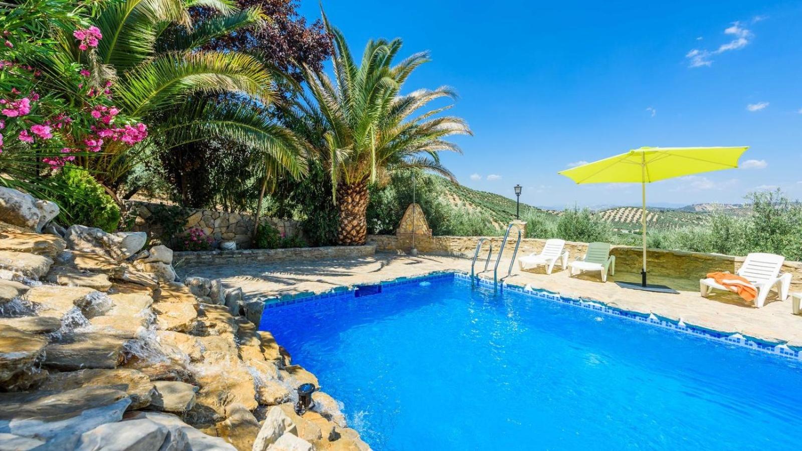 Five-Bedroom Villa photo 2