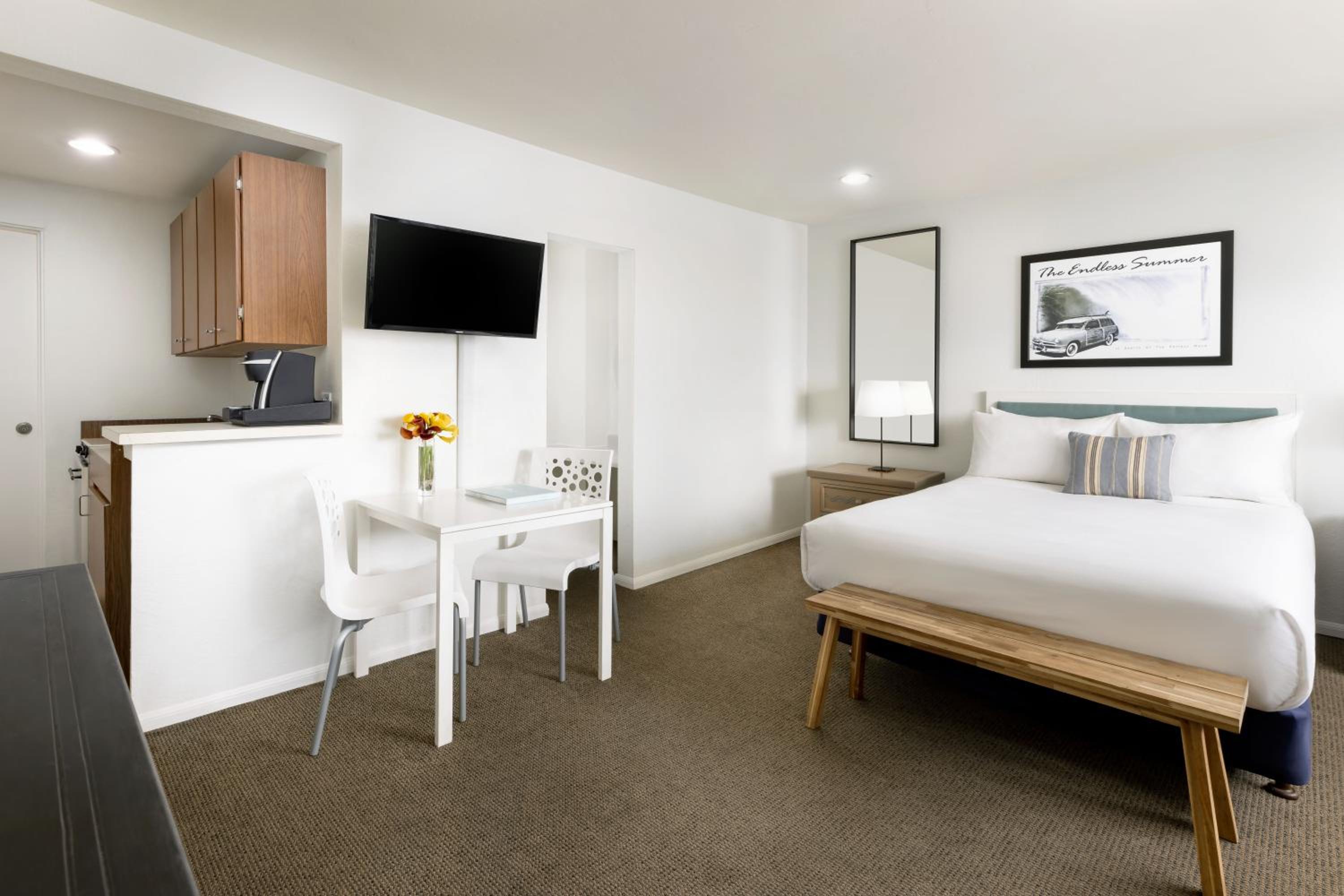 Standard Queen Room - Photo 2