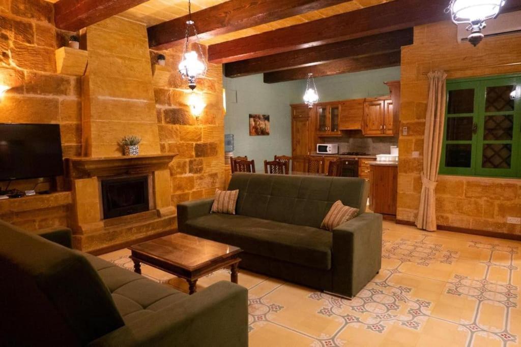 Three-Bedroom Villa photo 3