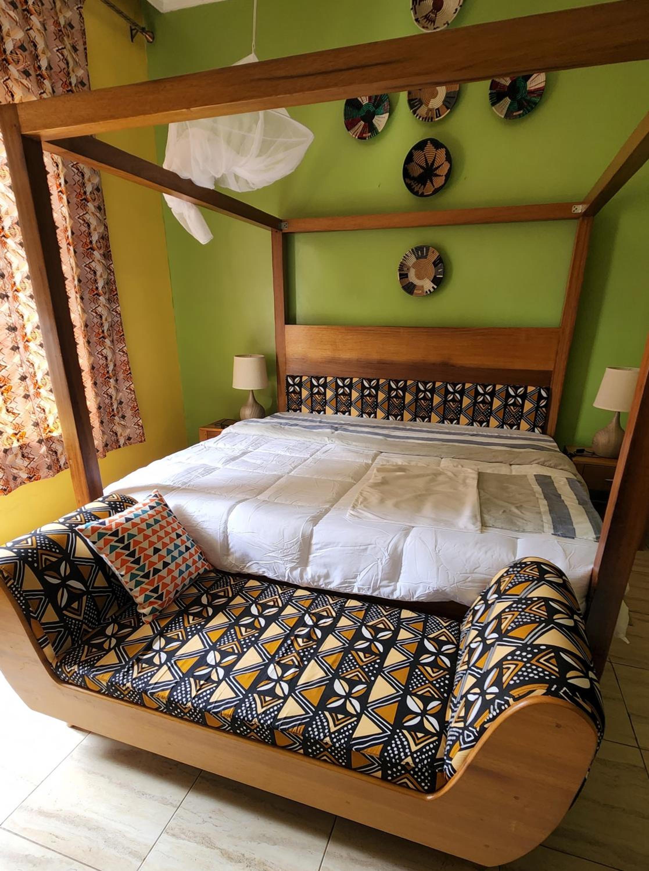Deluxe King Suite