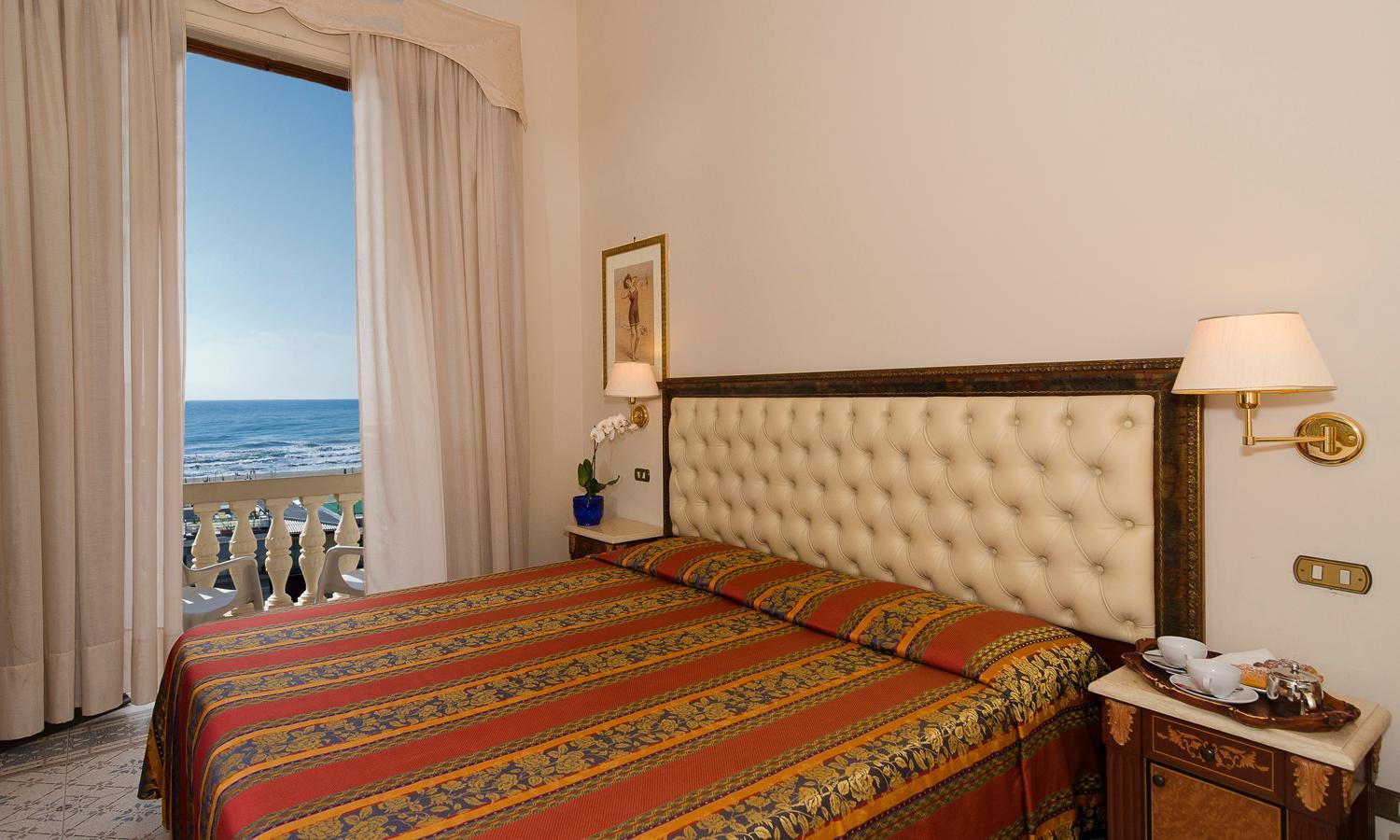 Double Room with Balcony and Sea View