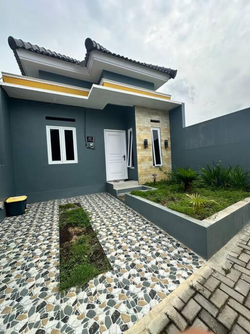 Two-Bedroom House photo 3